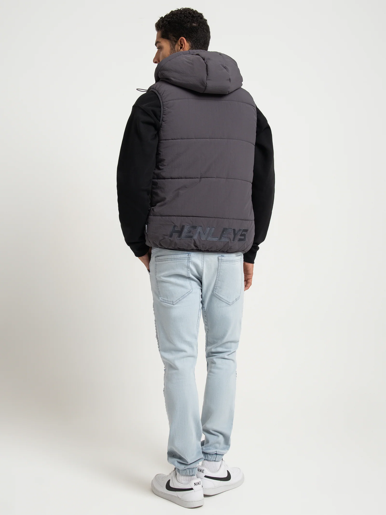 Overdrive Lightweight Gilet - Image 7