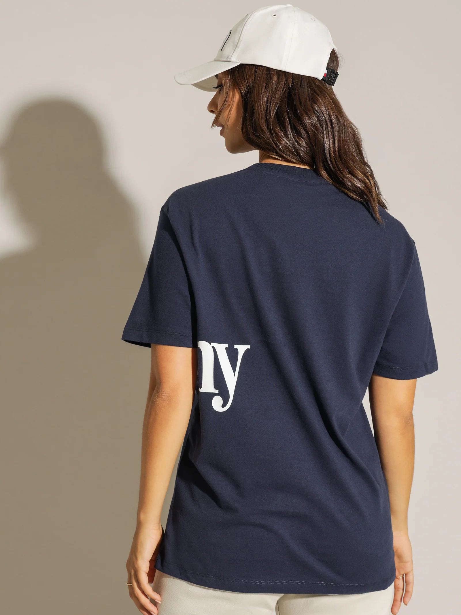 Oversized Bold Tommy Short Sleeve T-Shirt - Image 6