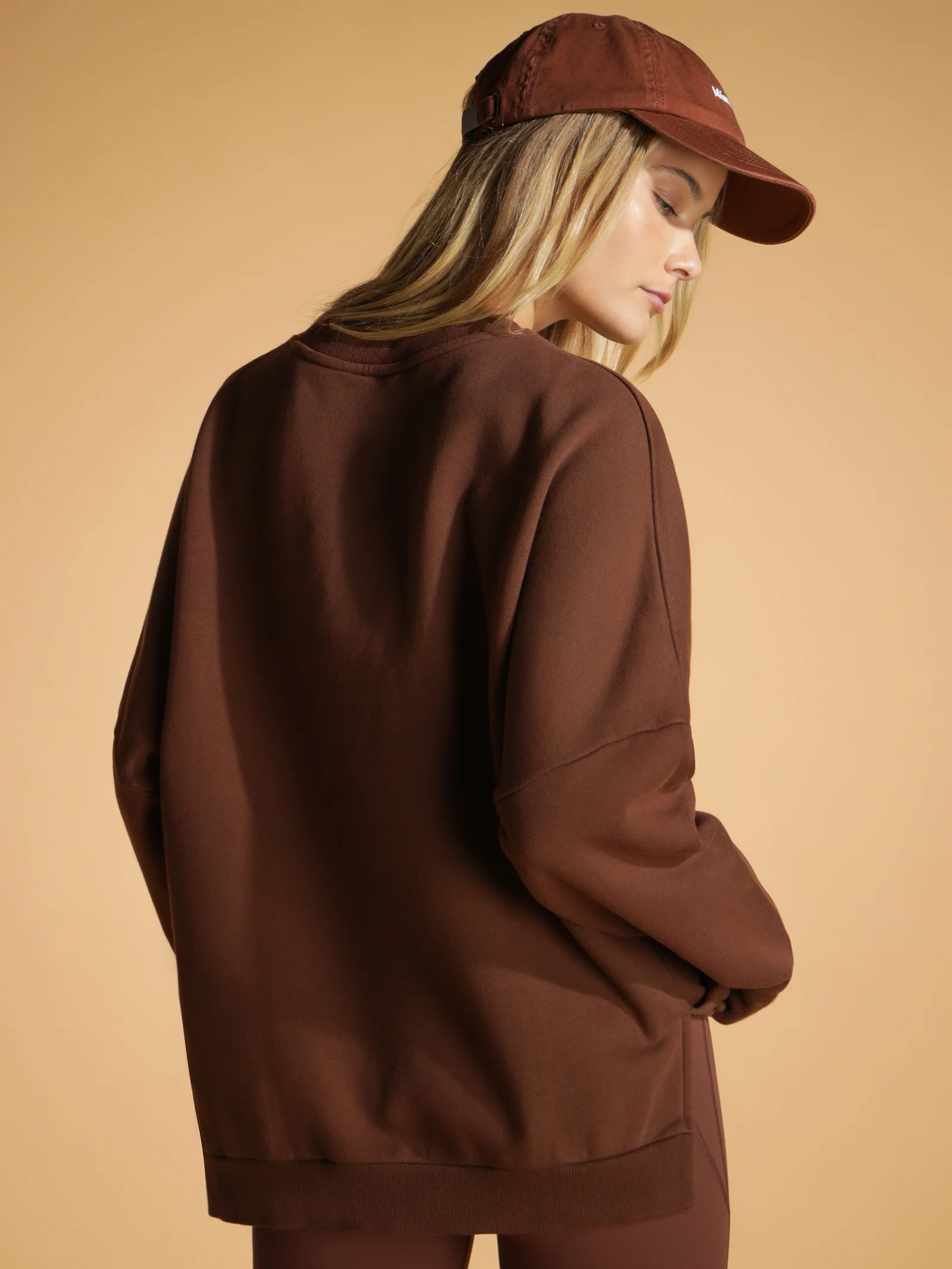 Oversized Drop Tail Sweater - Image 6