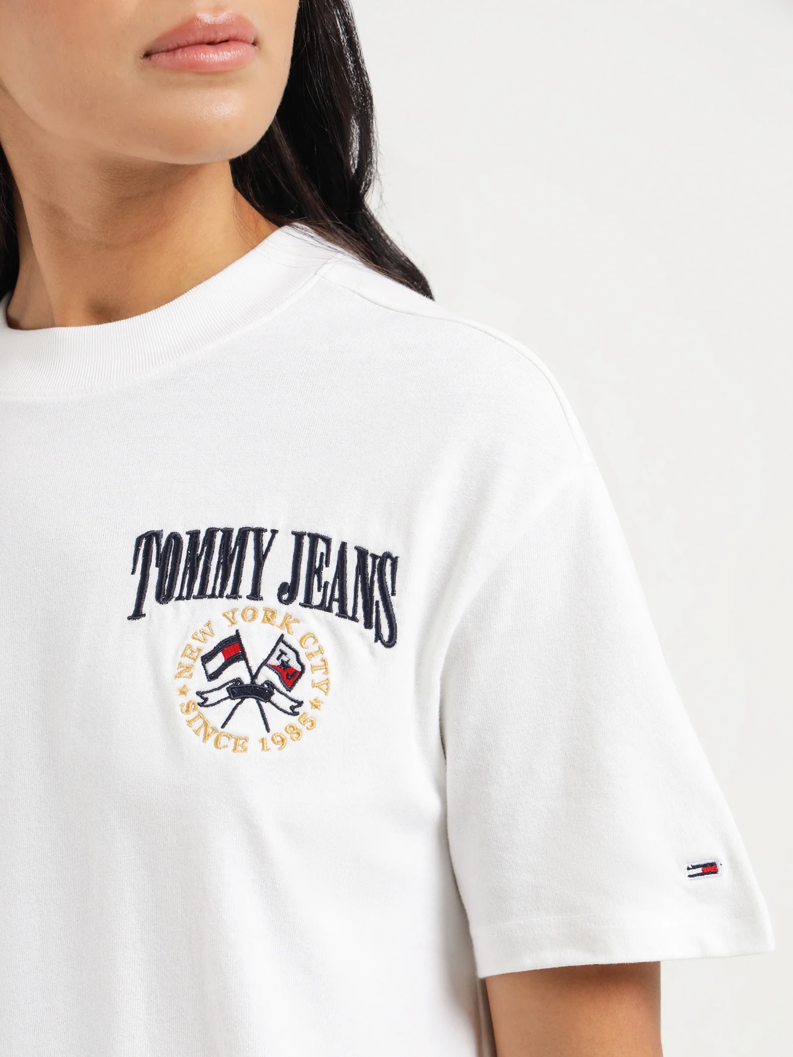 Oversized Fit Logo T-Shirt - Image 5