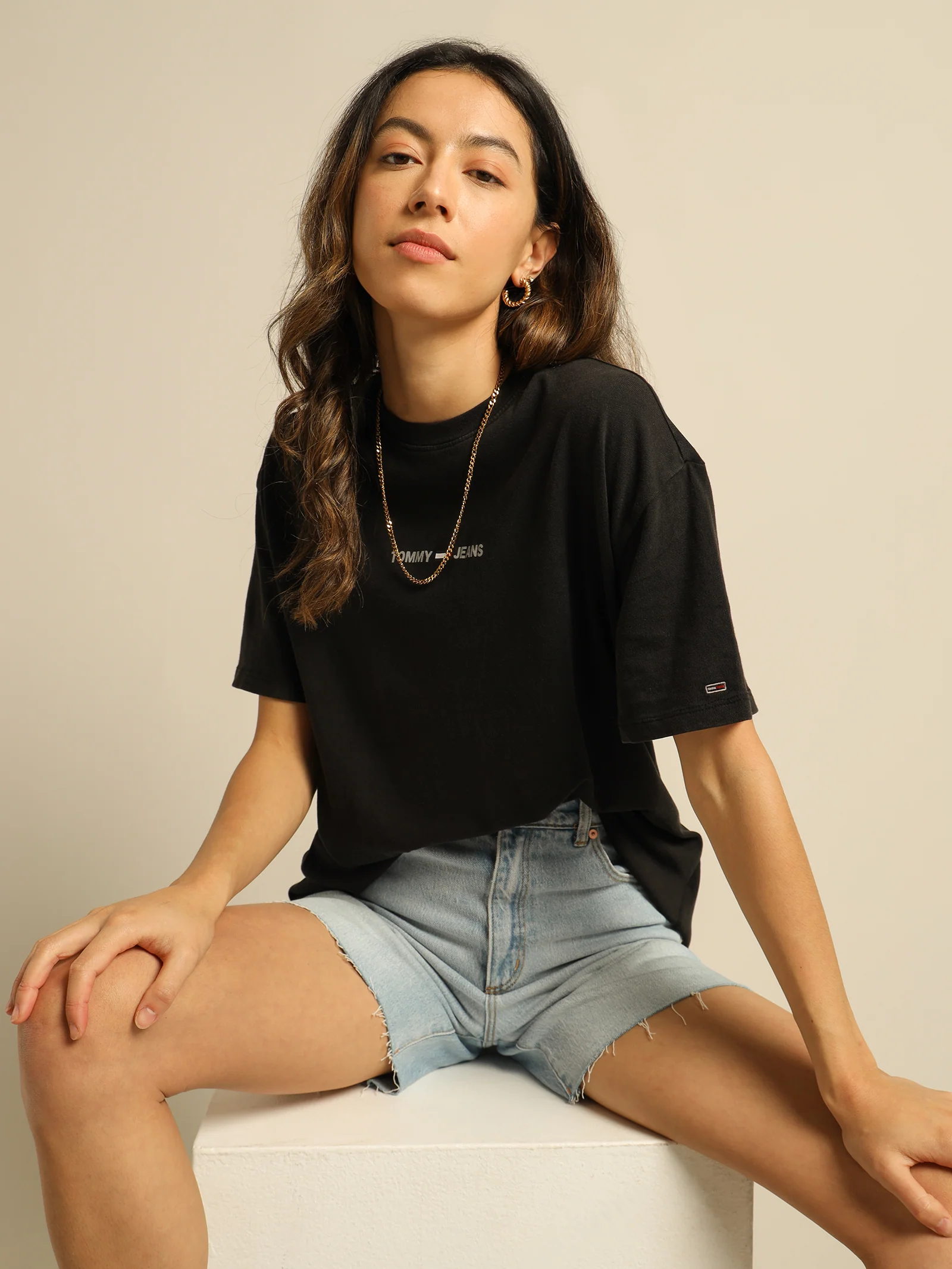 Oversized Reflective Linear T-Shirt - Image 2