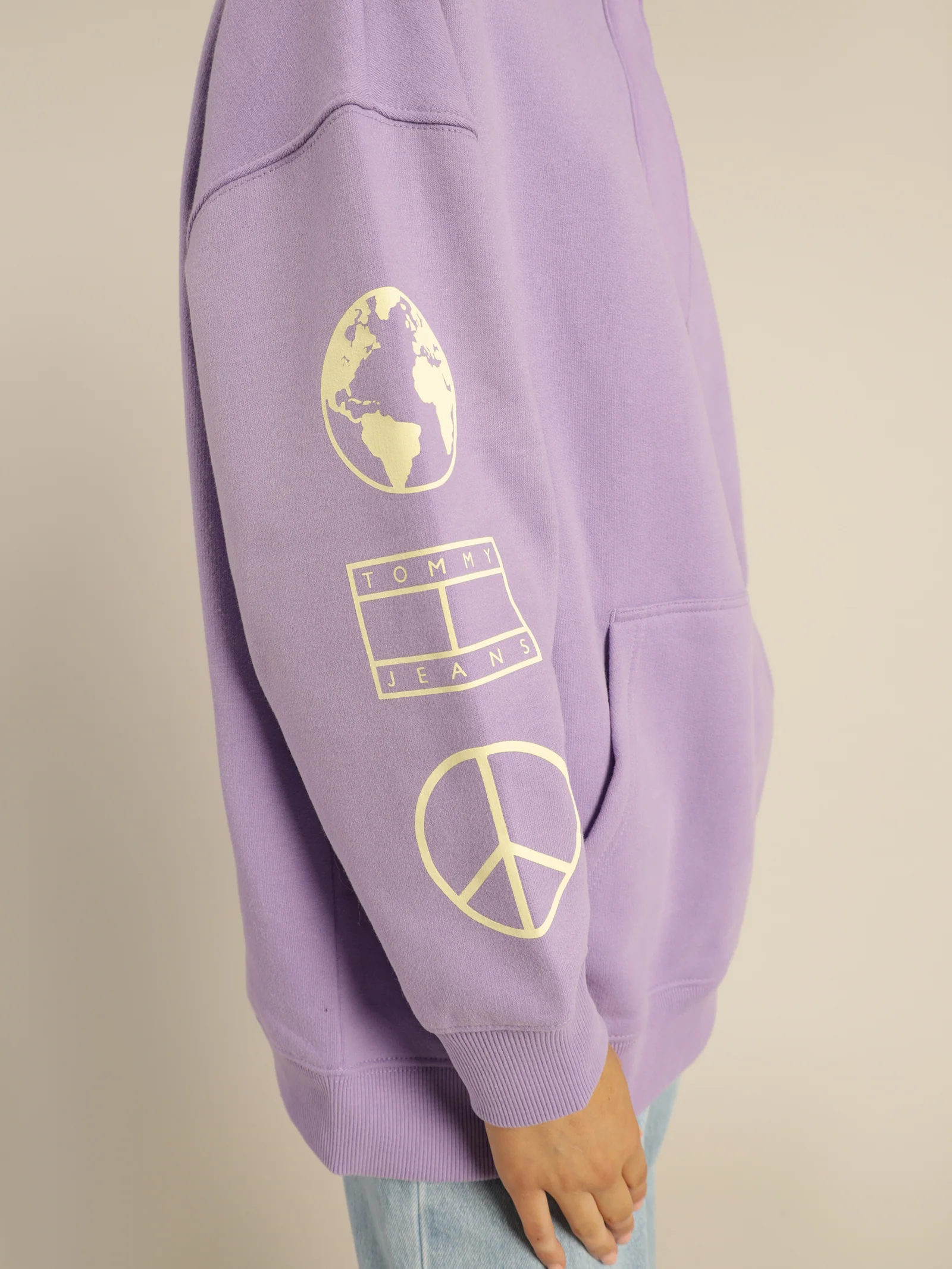 Oversized Unitees Hoodie - Image 5