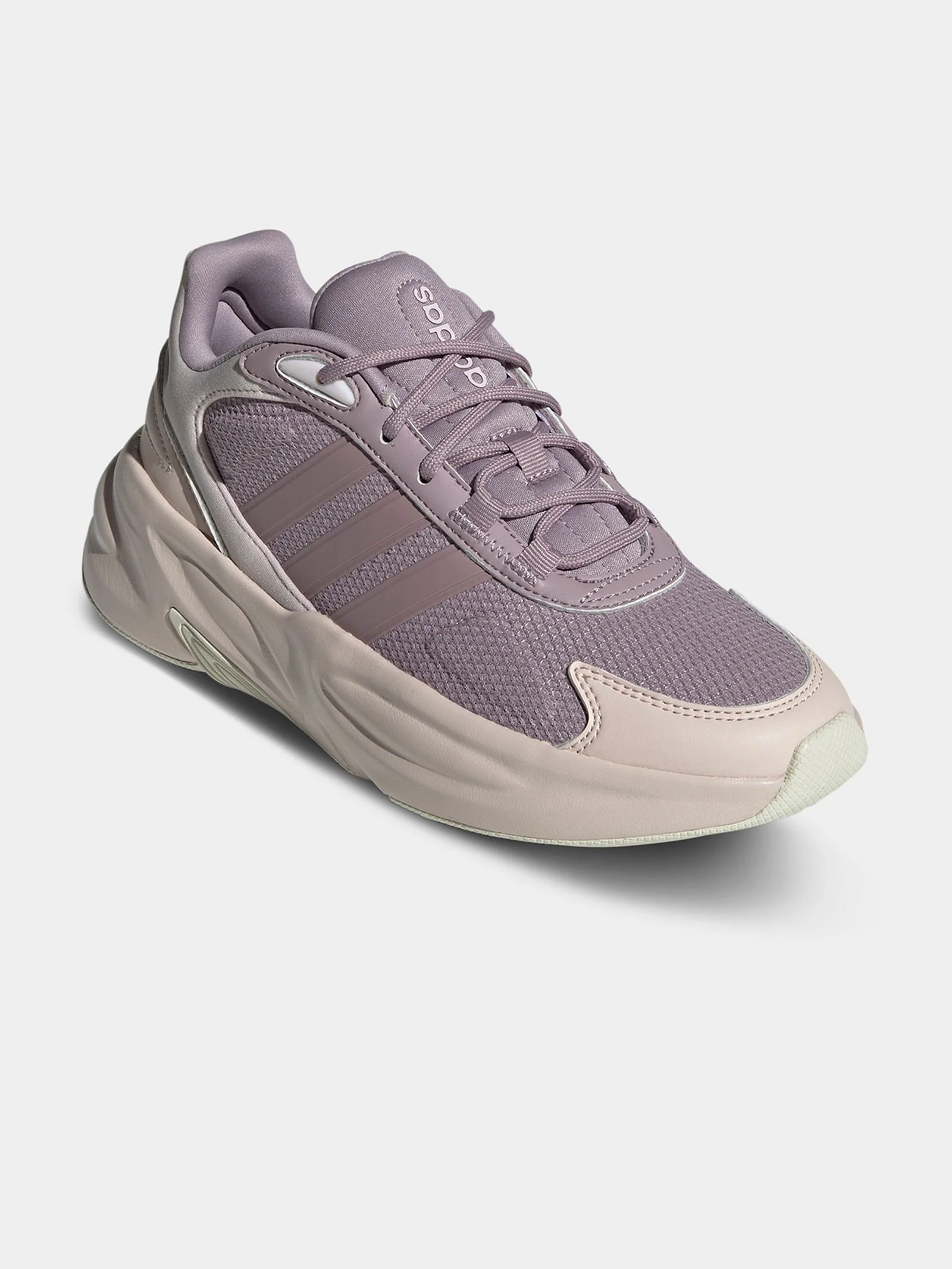 Womens Ozelle Sneaker - Image 3