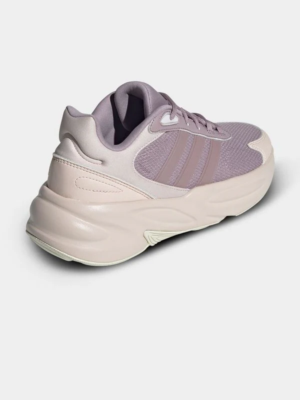 Womens Ozelle Sneaker - Image 6