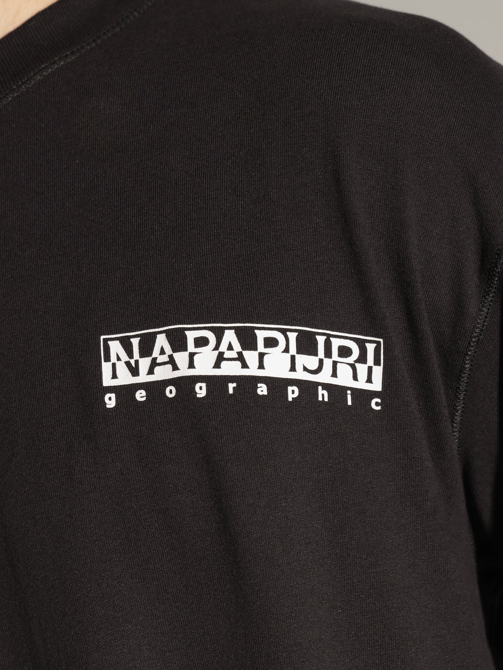 Pasilan Long Sleeve T-Shirt - Image 3