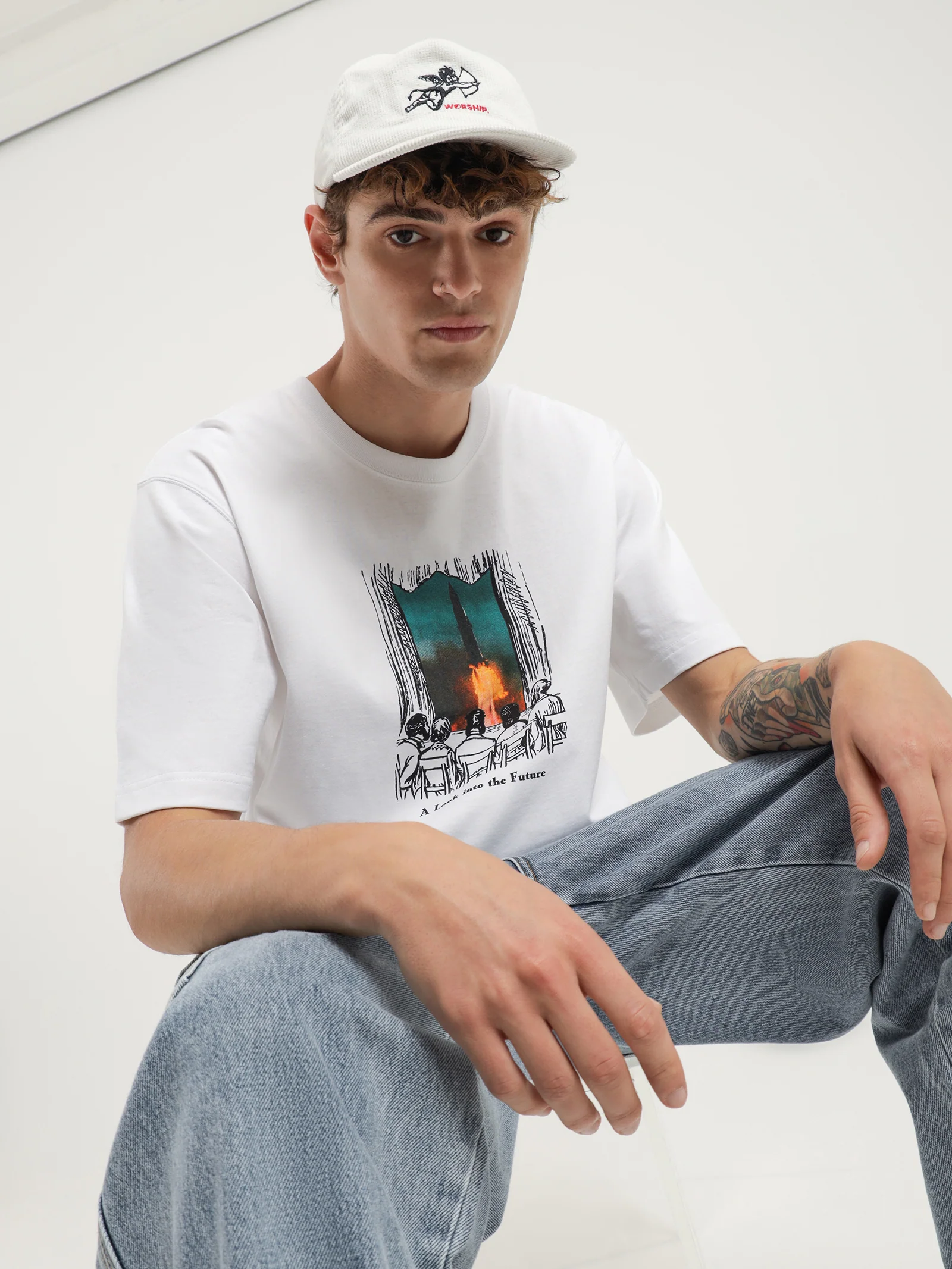 Peep Show T-Shirt - Image 3