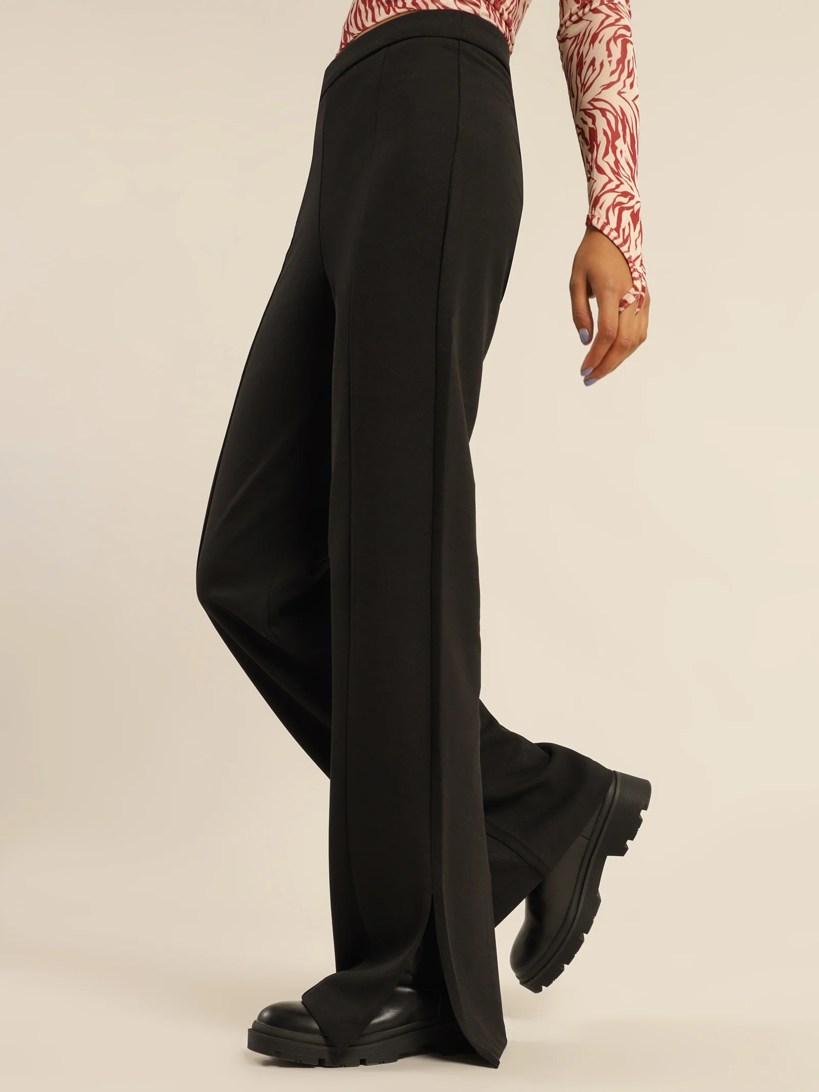 Pia Crepe Wide Leg Pants - Image 3
