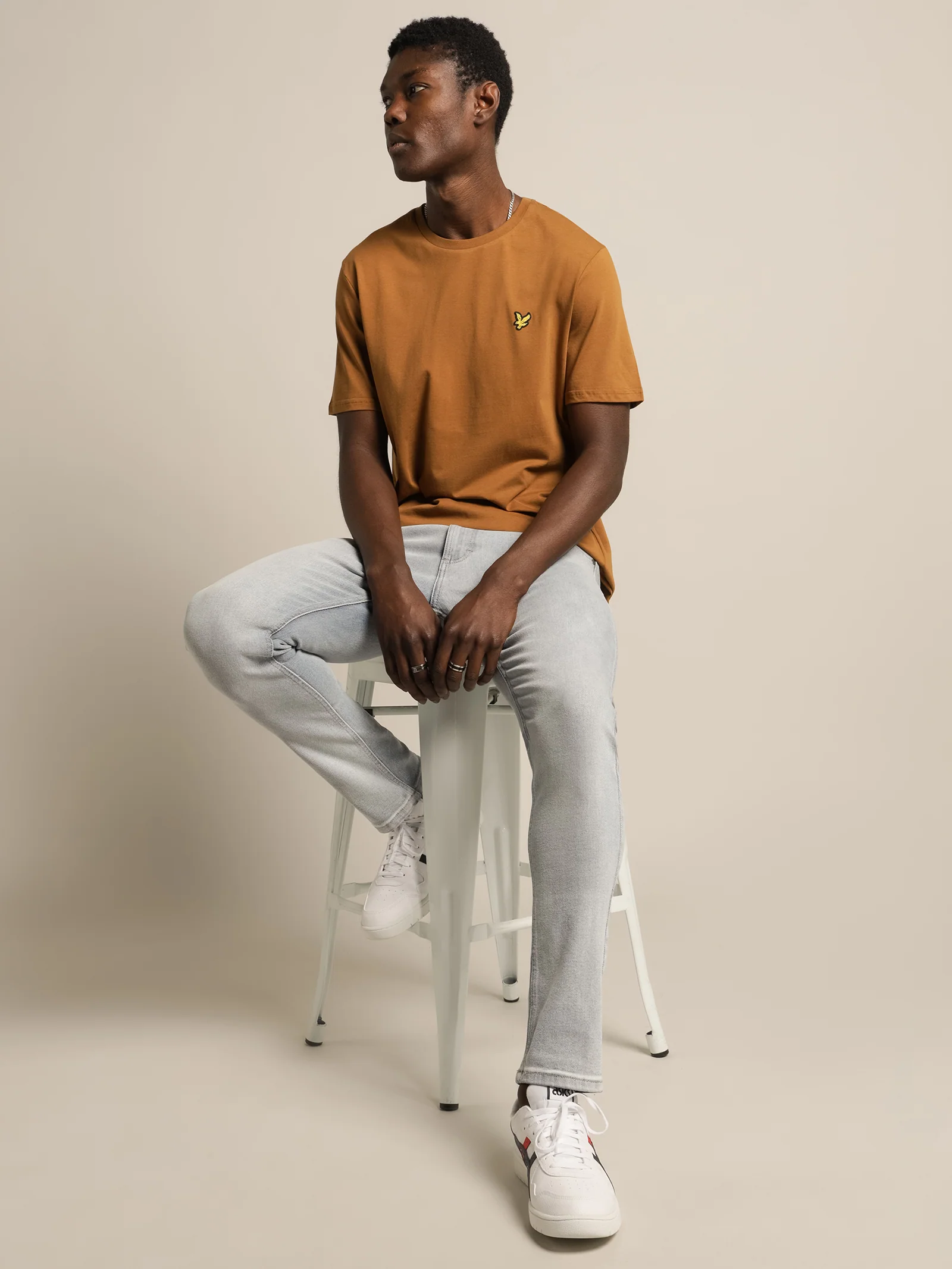 Plain T-Shirt - Image 2