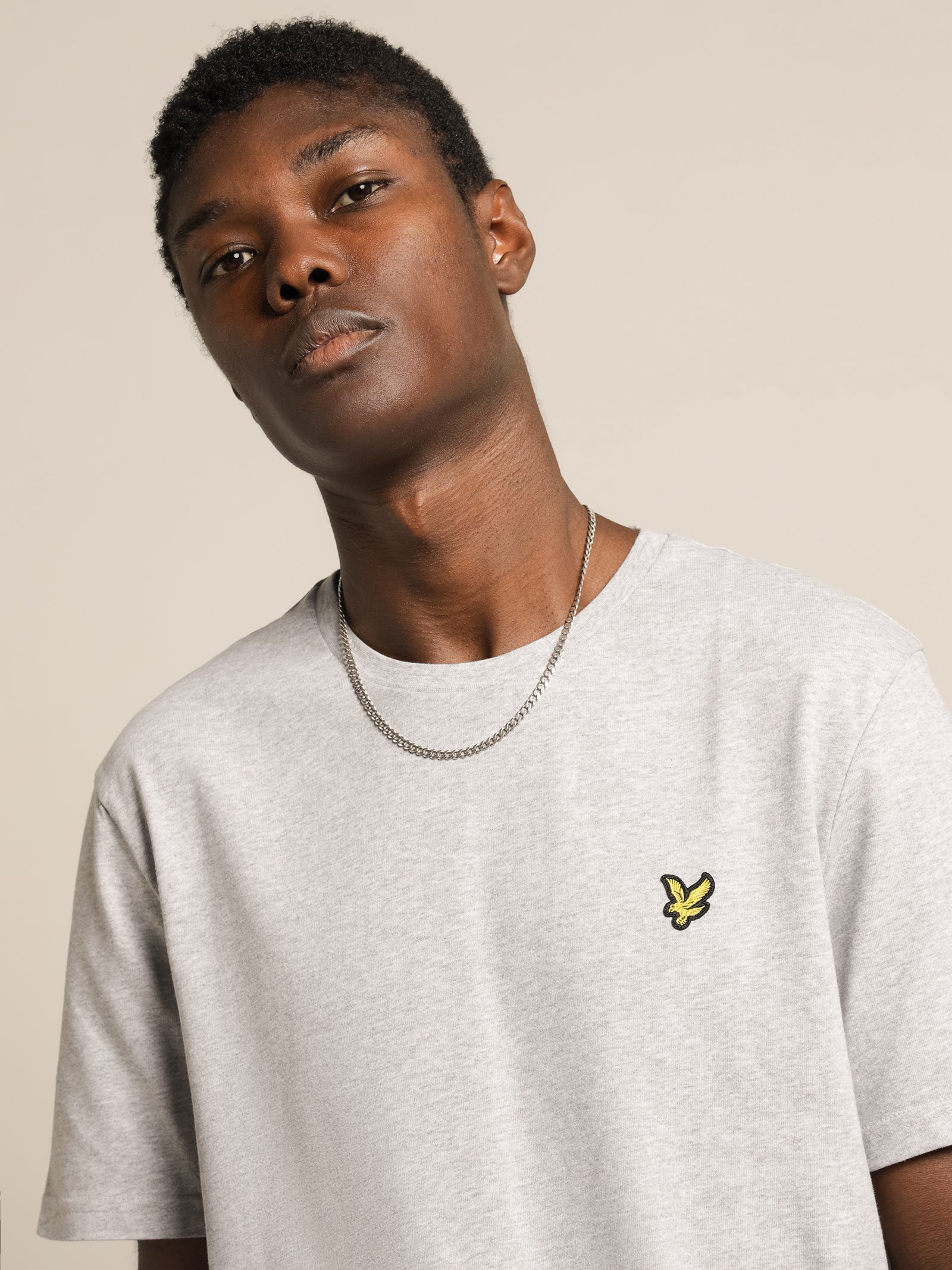 Plain T-Shirt - Image 2