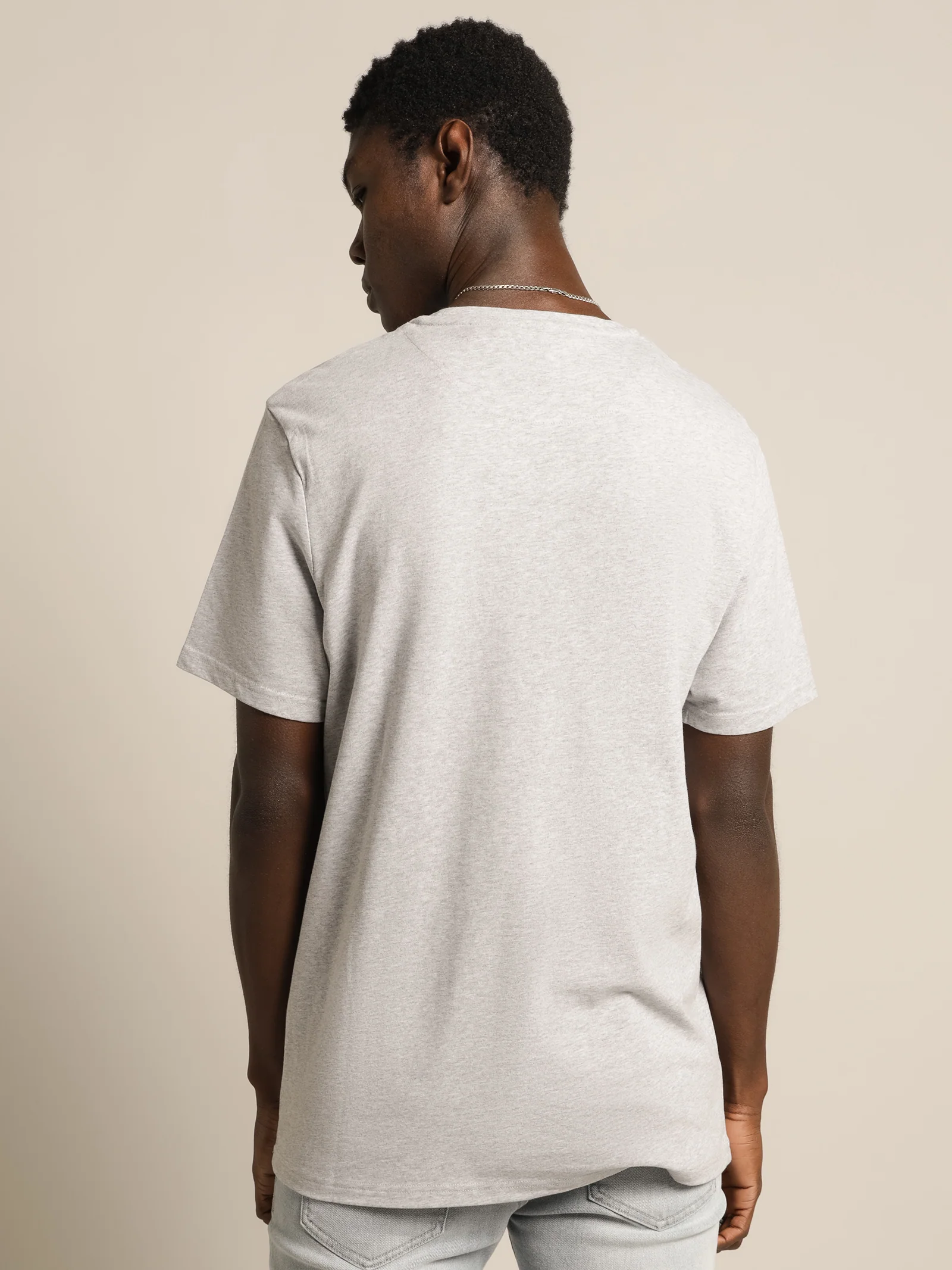 Plain T-Shirt - Image 5