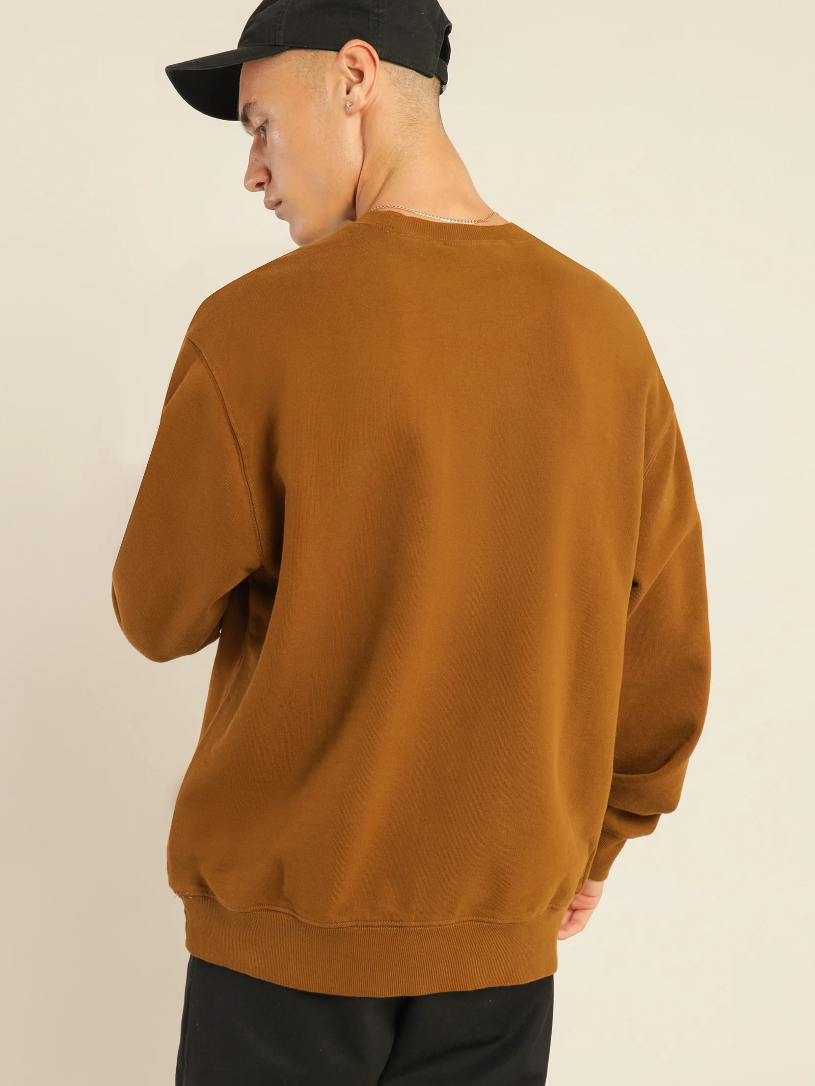 Pocket Sweatshirt - Image 6