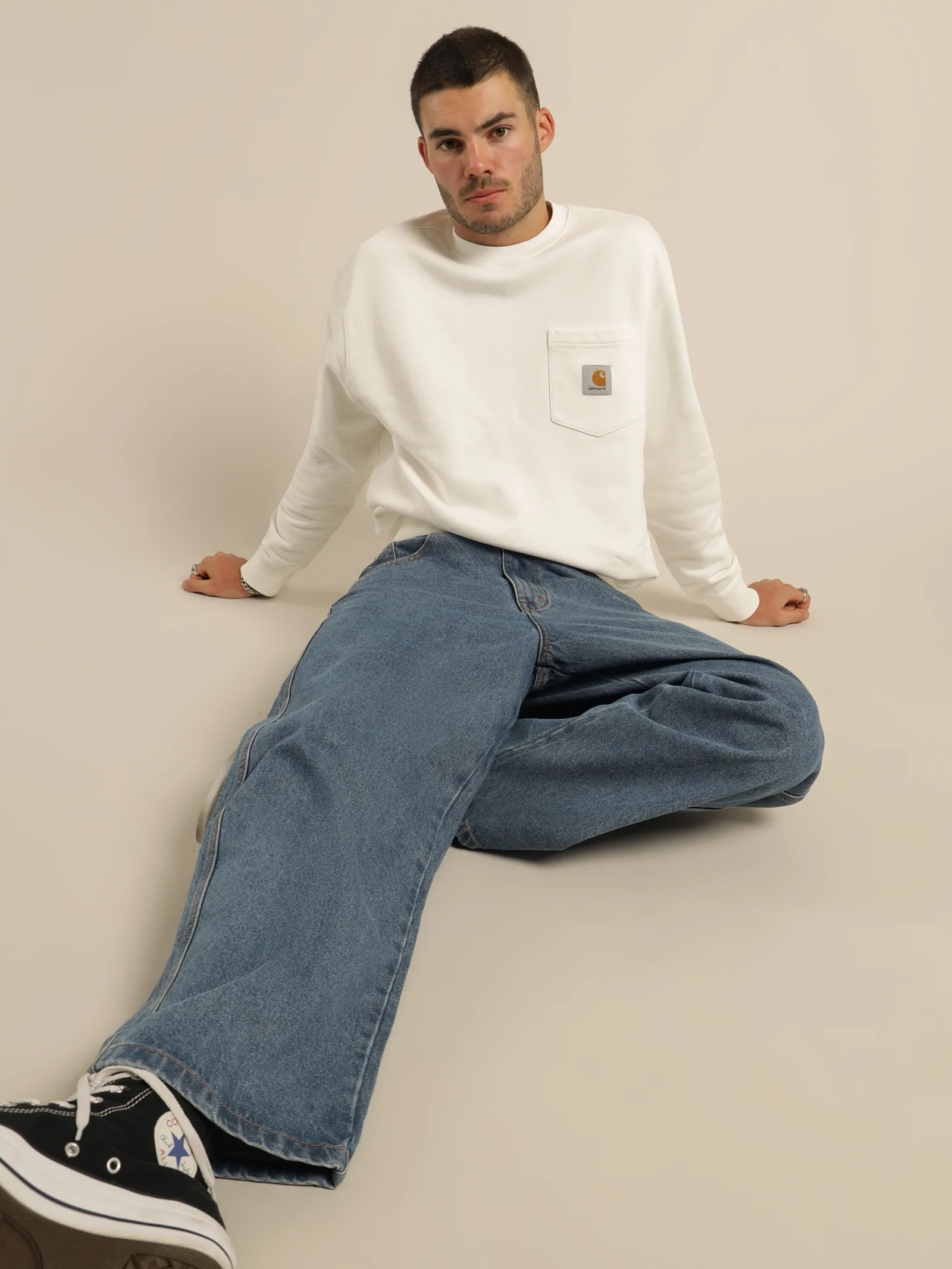 Pocket Sweatshirt - Image 2