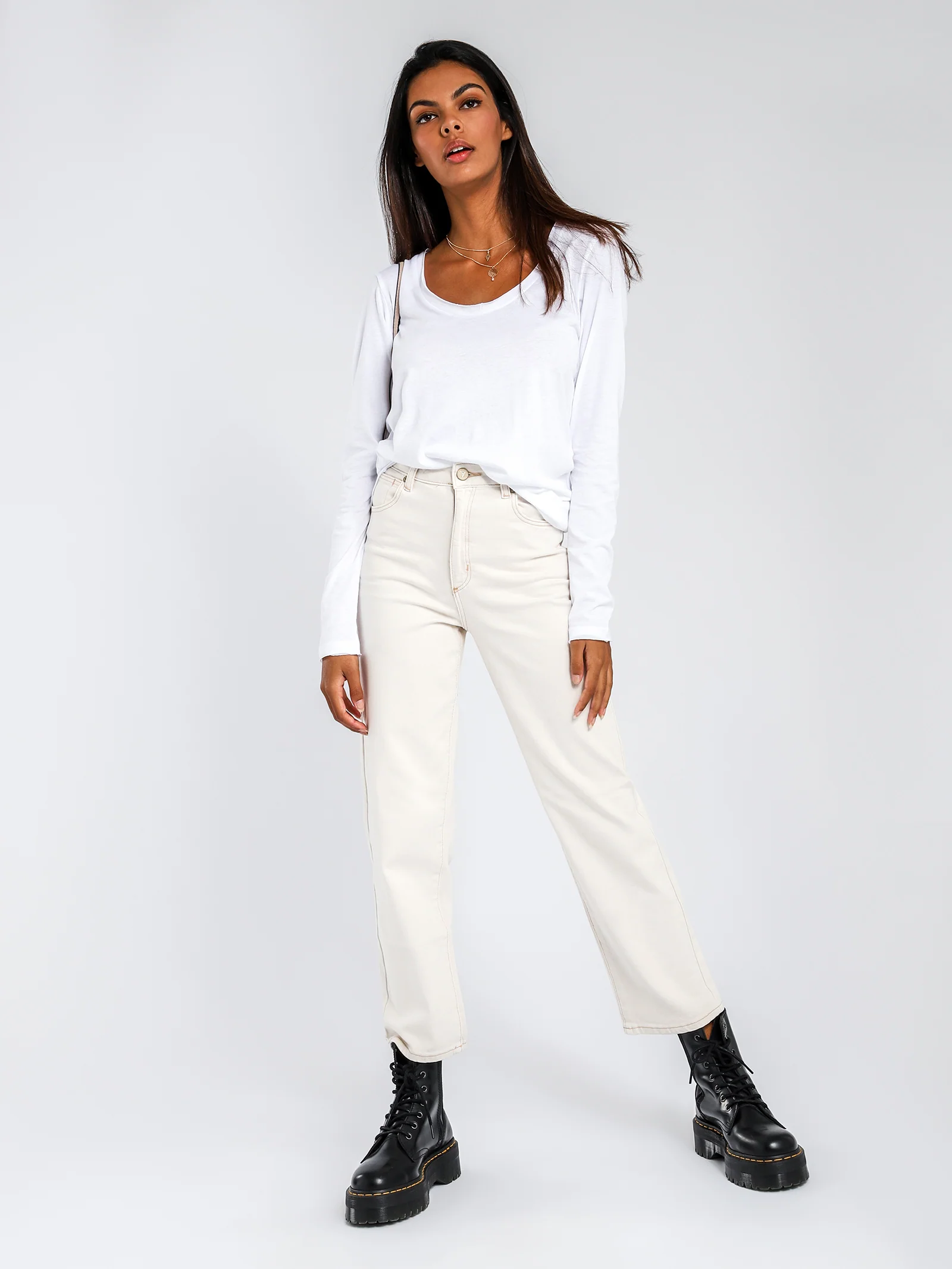 Quinn Scoop Neck Long Sleeve T-Shirt - Image 3