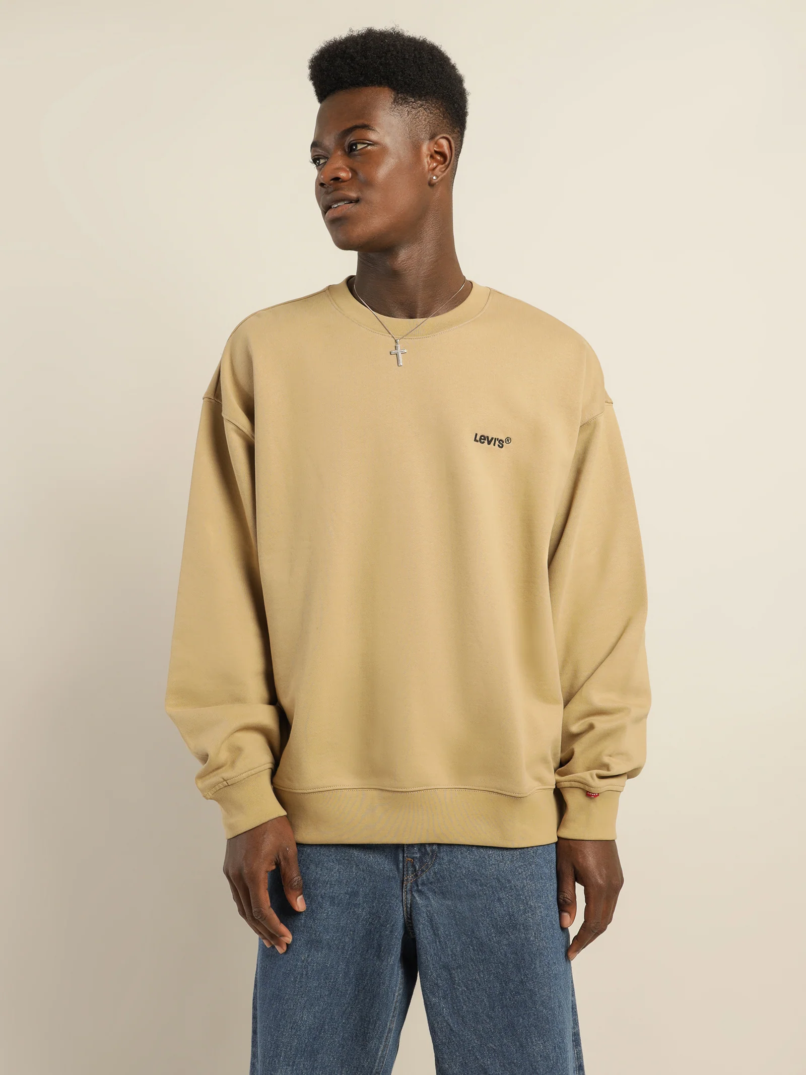 Red Tab Sweats Crew - Image 3