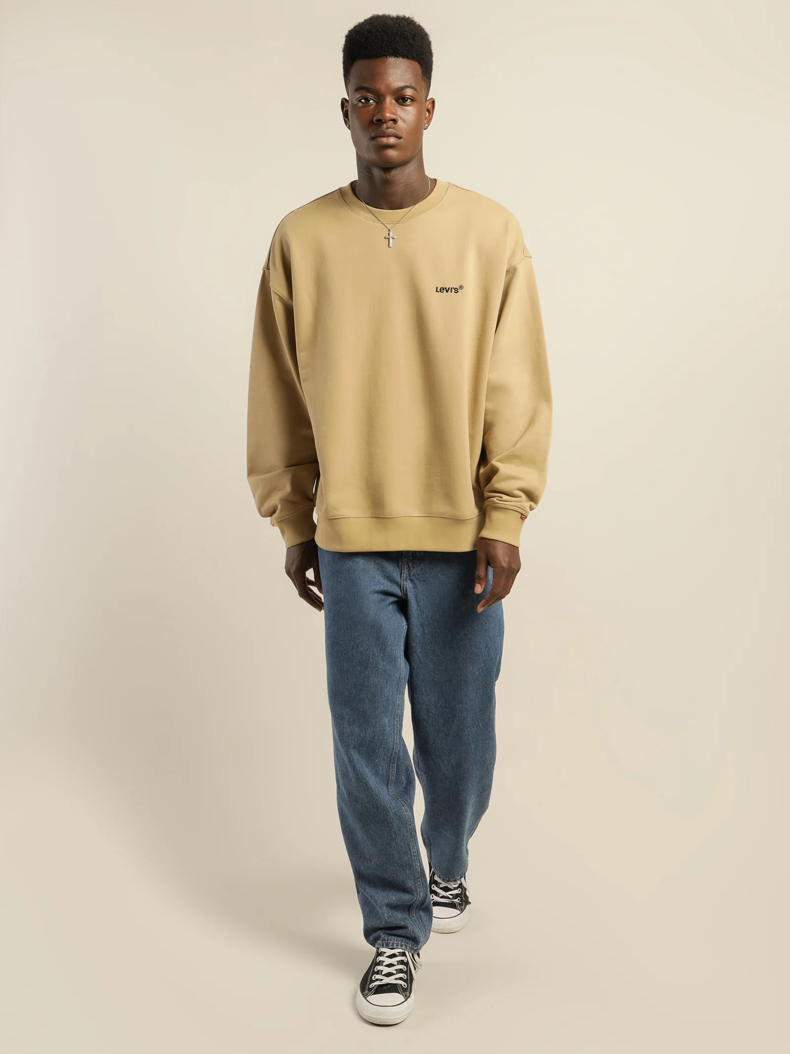 Red Tab Sweats Crew - Image 4