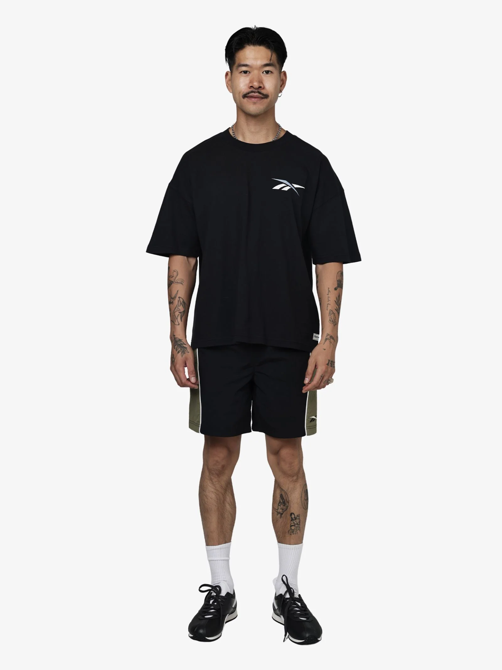 Classics Woven Shorts - Image 4