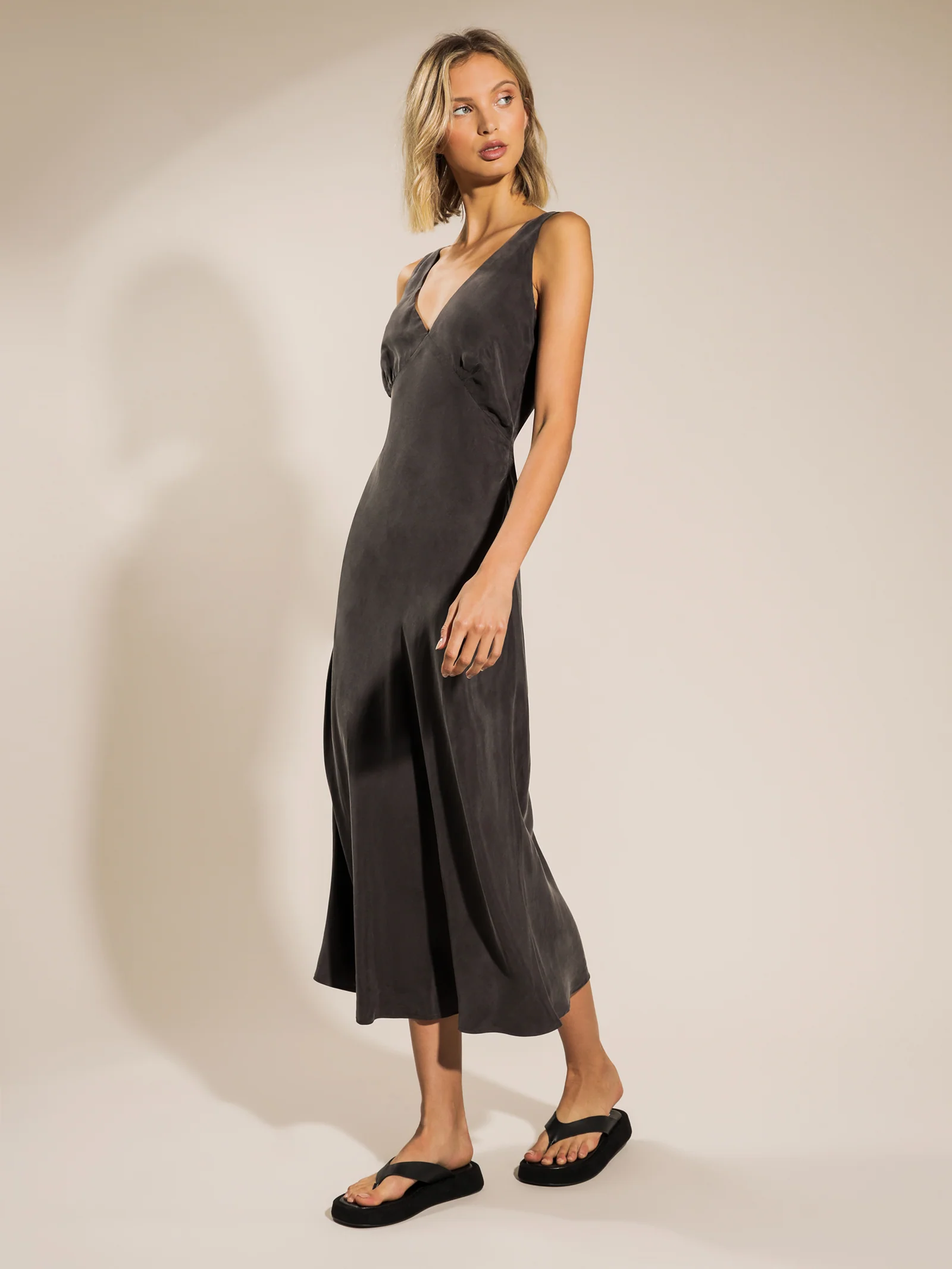 Reese Cupro V Neck Midi Dress - Image 3