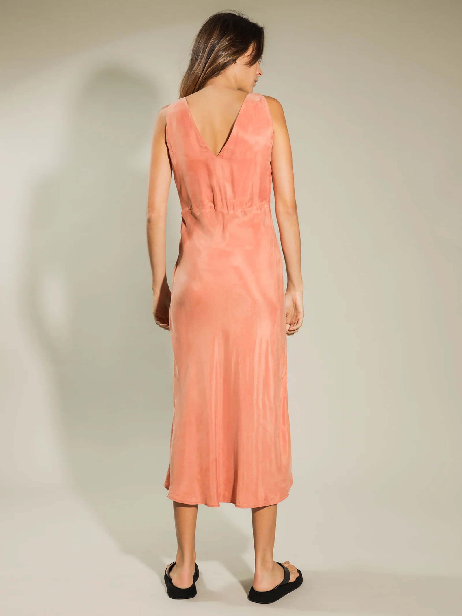 Reese Cupro V Neck Midi Dress - Image 4