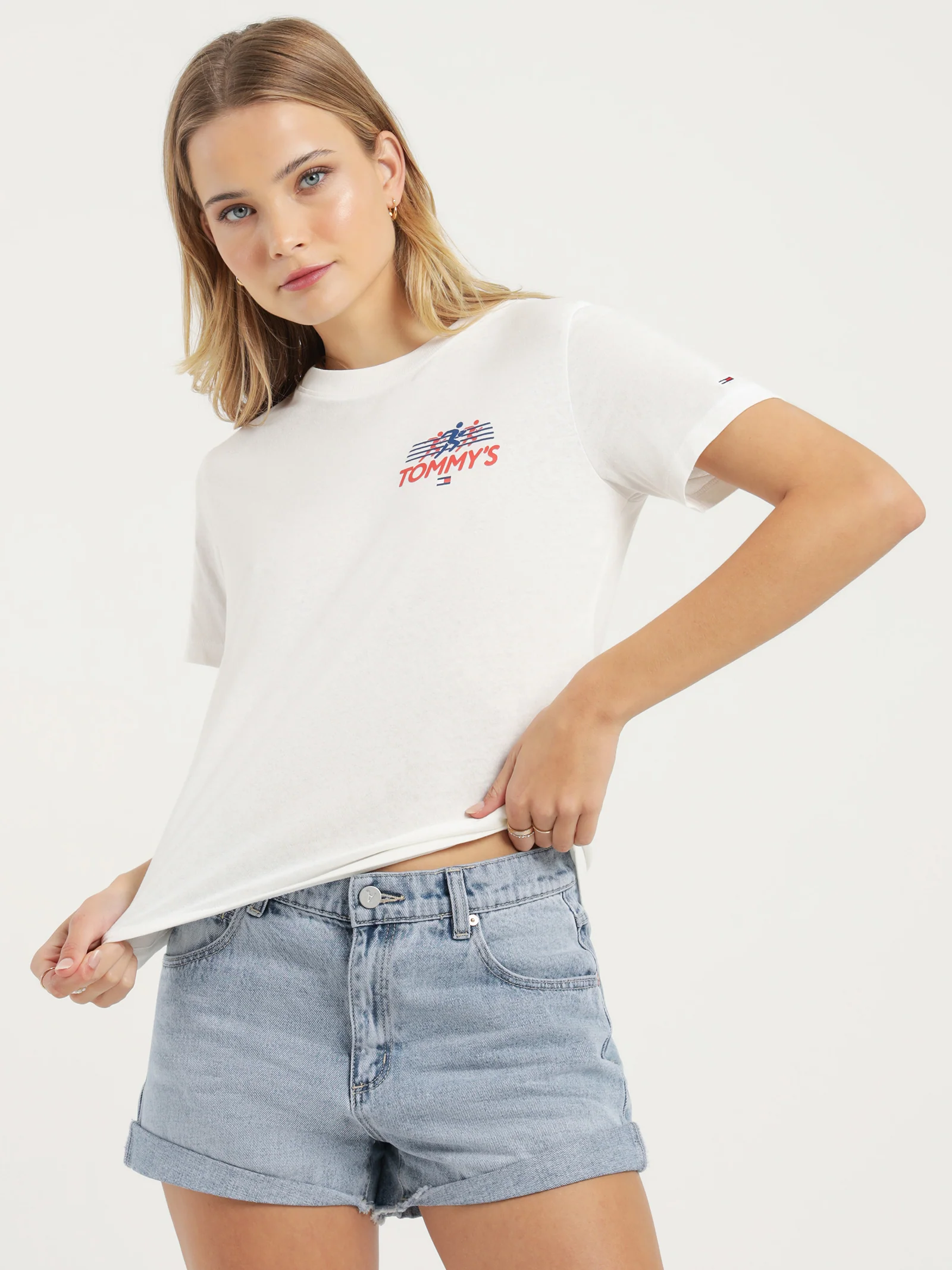 Regular Tommy Jeans Sports Club Short Sleeve T-Shirt - Image 2