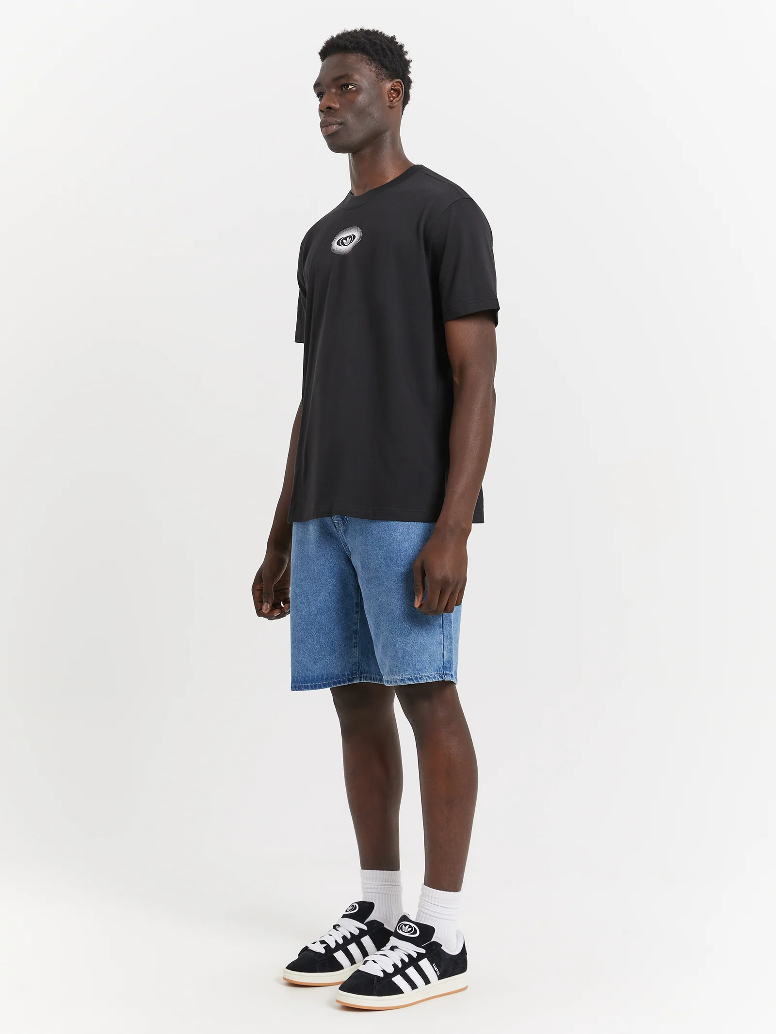 Rekive Graphic T-Shirt - Image 4