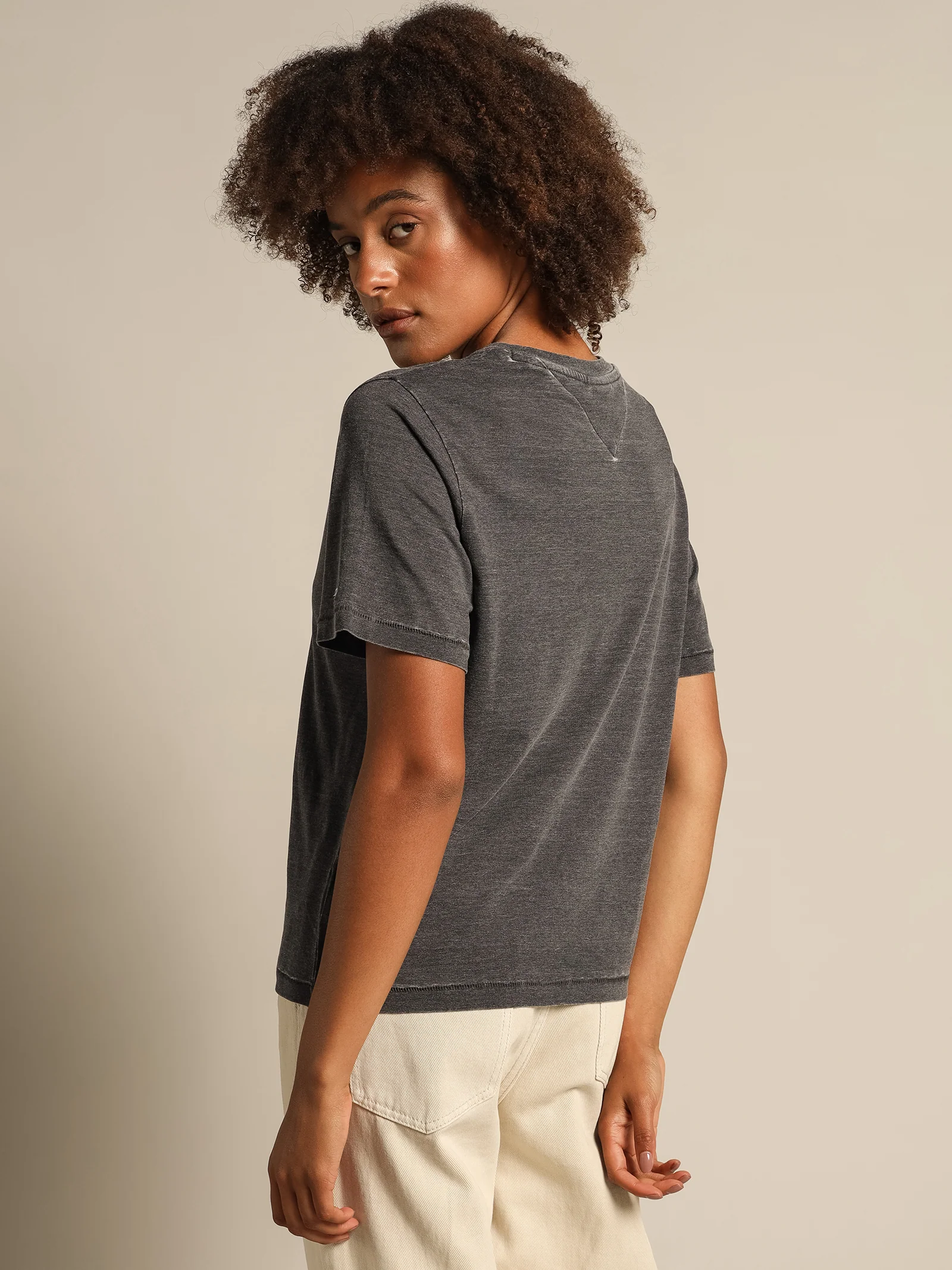 Relaxed Colour Tommy T-Shirt - Image 6