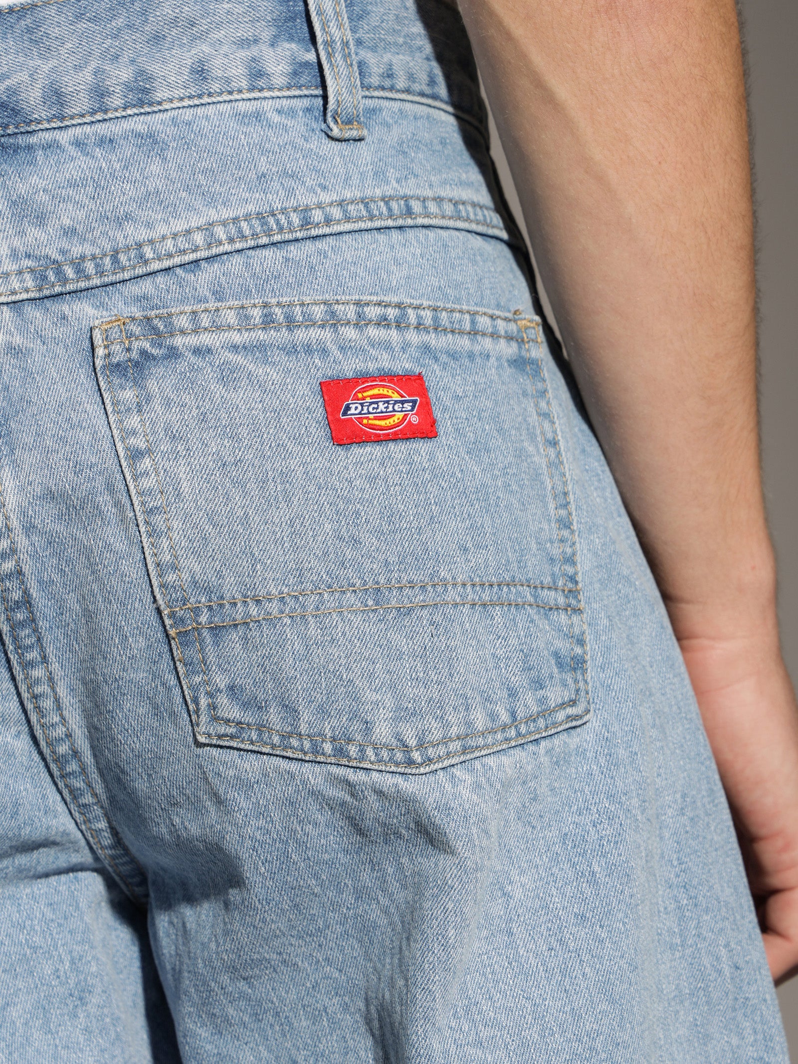 Relaxed Straight Fit 5-Pocket Jeans - Image 5