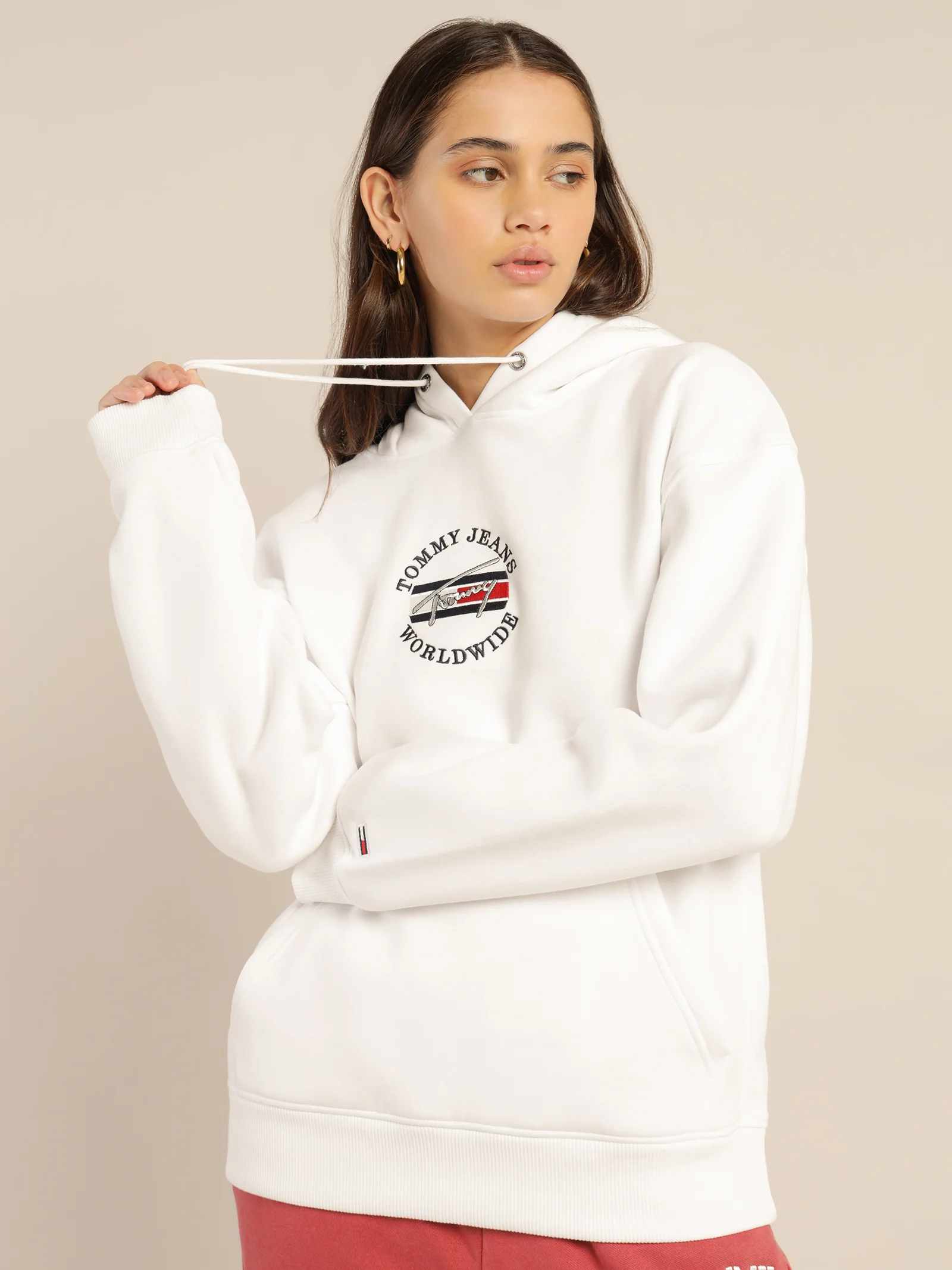 Relaxed Timeless Signature Logo Hoodie - Image 2