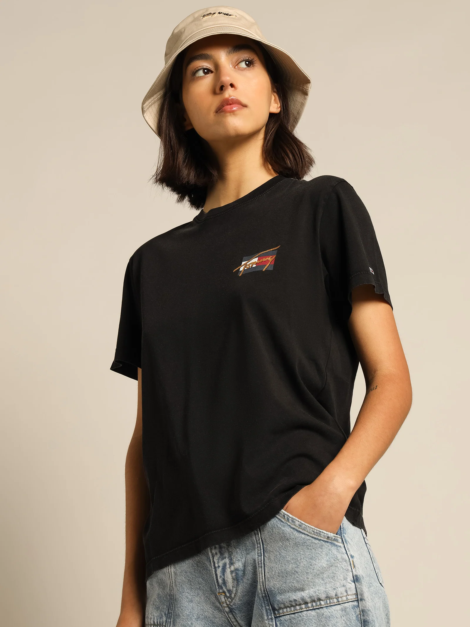 Relaxed Vintage Bronze T-Shirt - Image 3