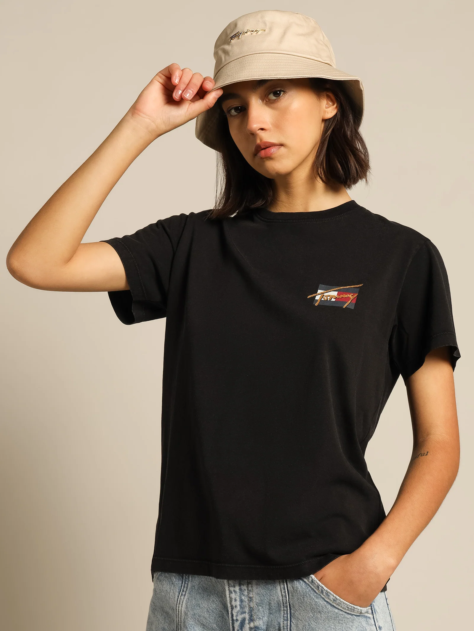 Relaxed Vintage Bronze T-Shirt - Image 4