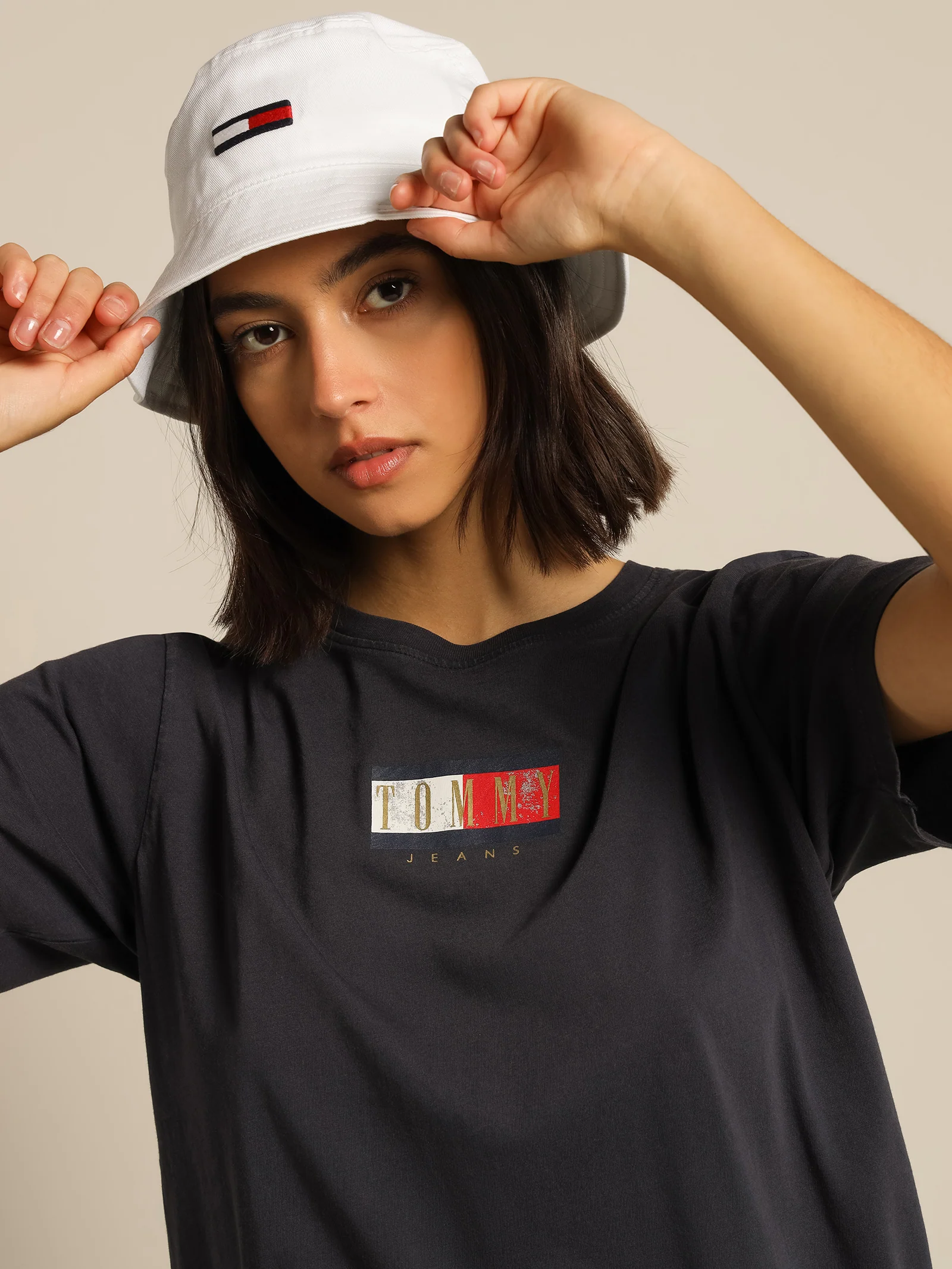 Relaxed Vintage Bronze T-Shirt - Image 4