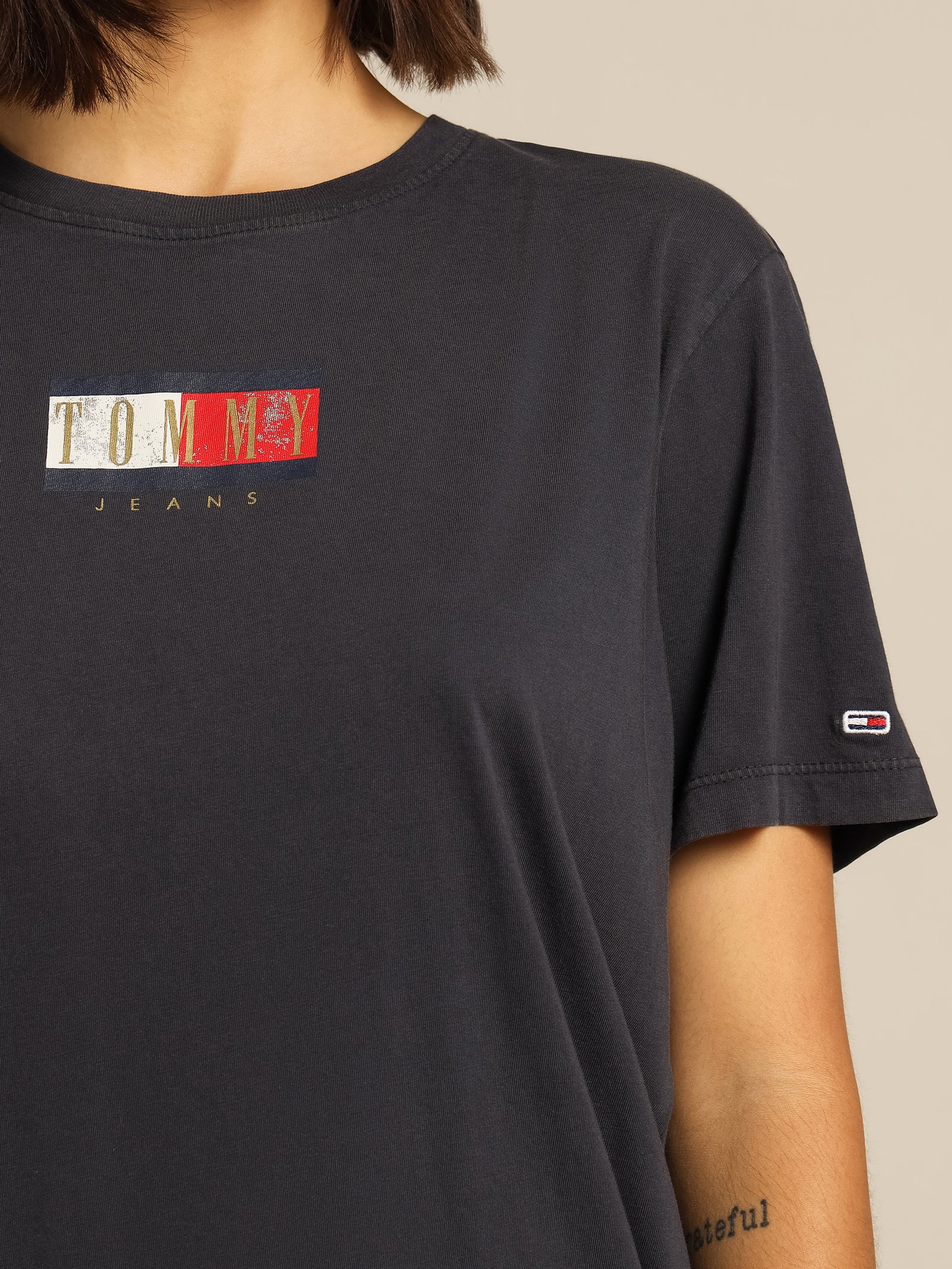 Relaxed Vintage Bronze T-Shirt - Image 5