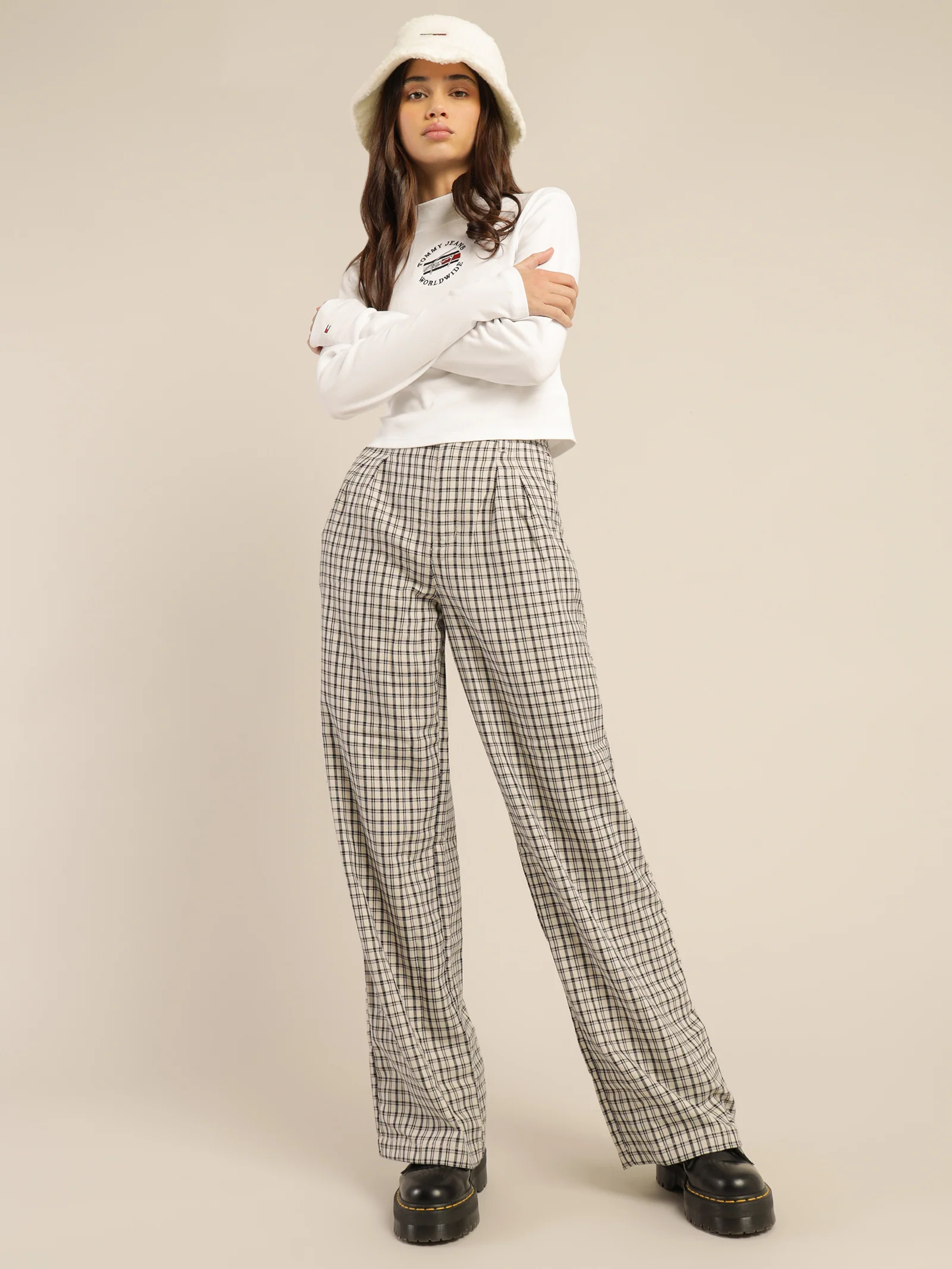 Relaxed Wide-Leg Pants - Image 2