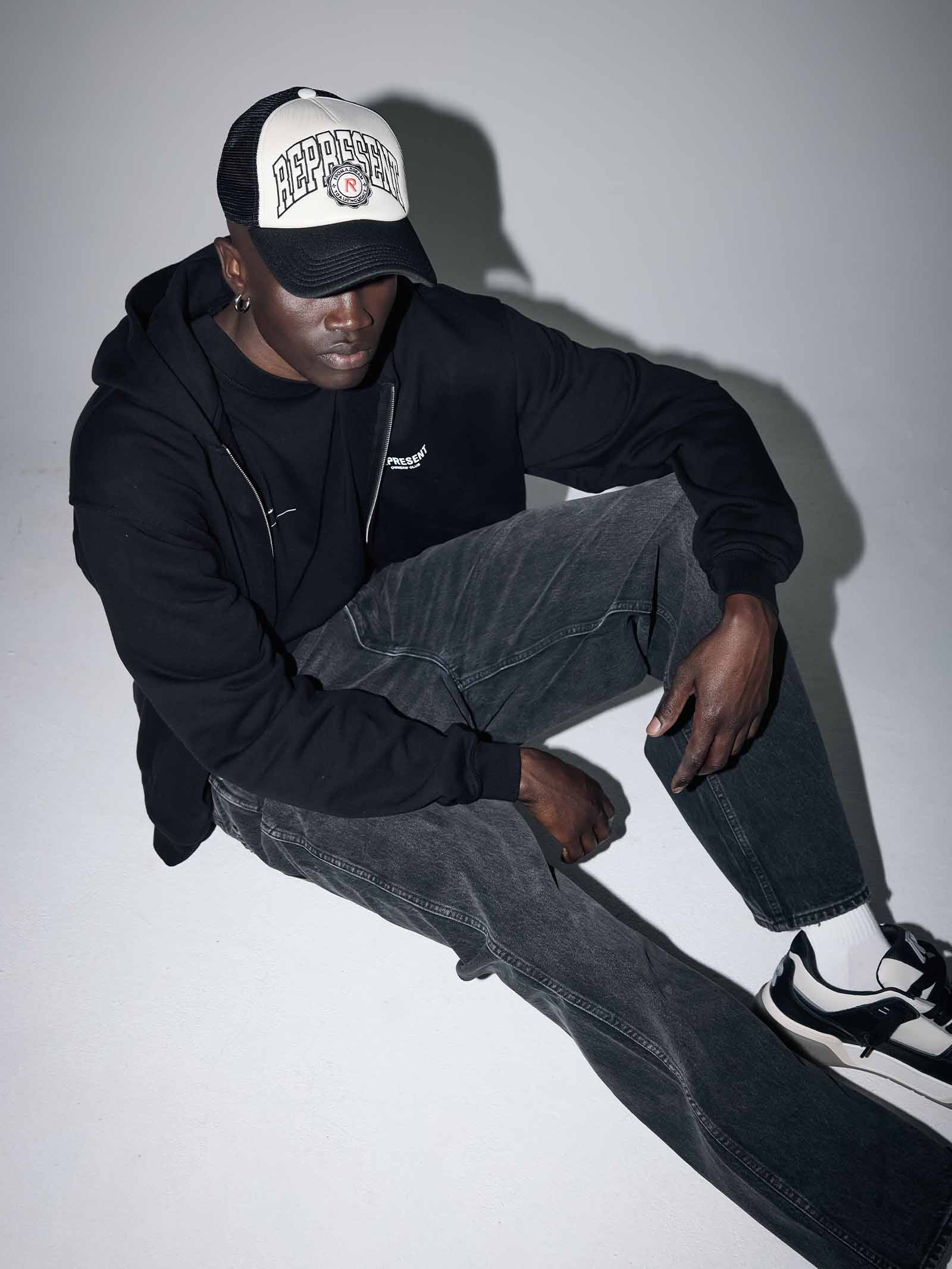 Represent Owners Club Zip Hoodie - Image 5