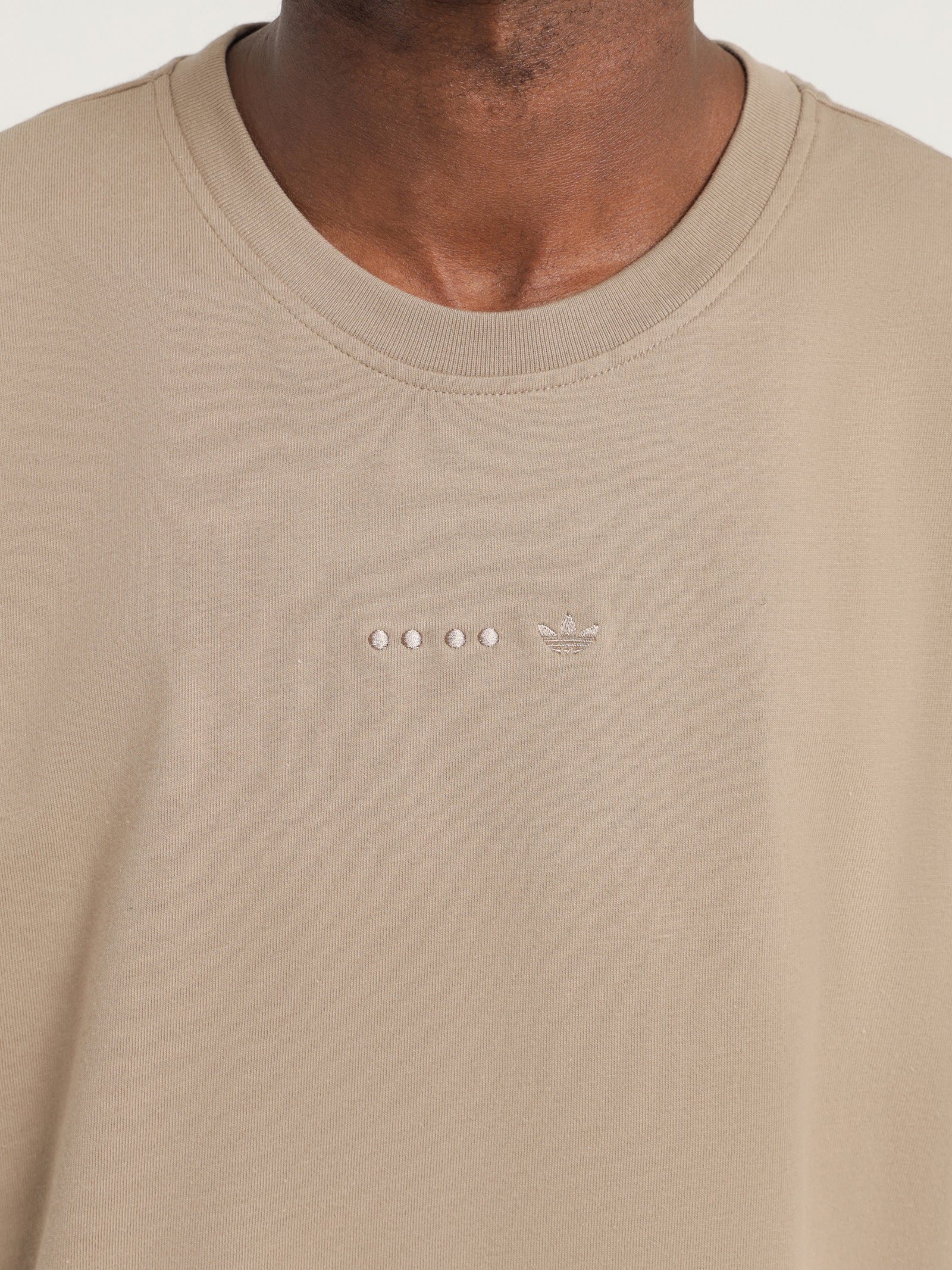 Reveal Essentials T-Shirt - Image 6