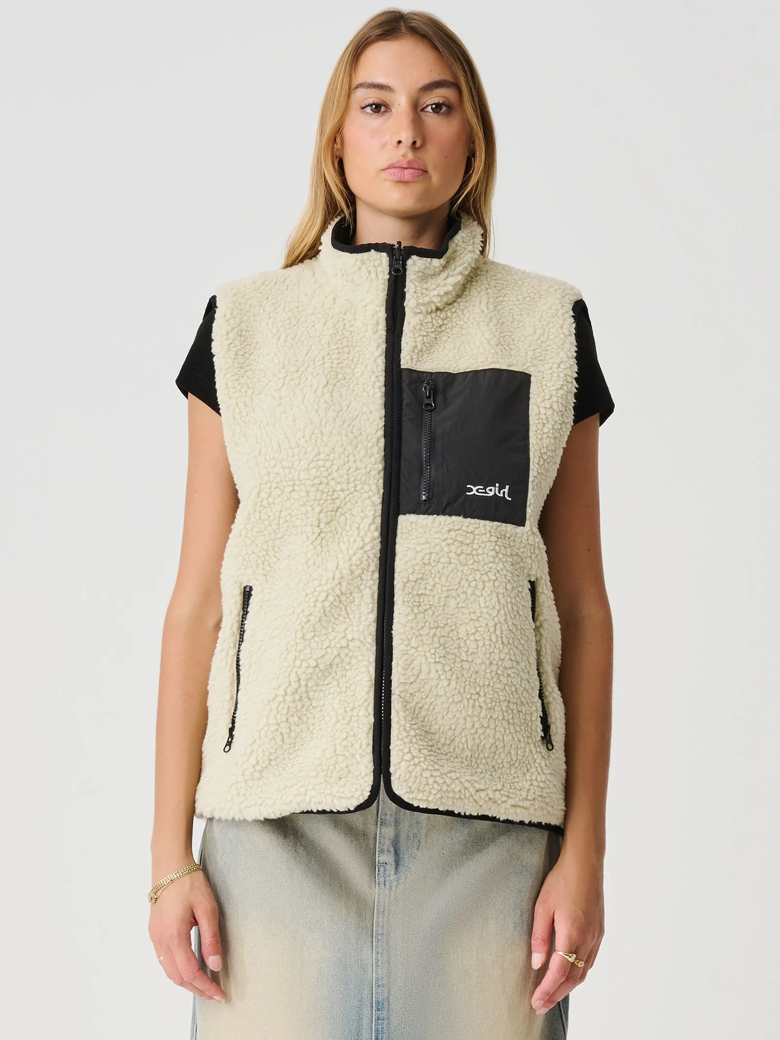 Reversible Core Sherpa Vest - Image 2