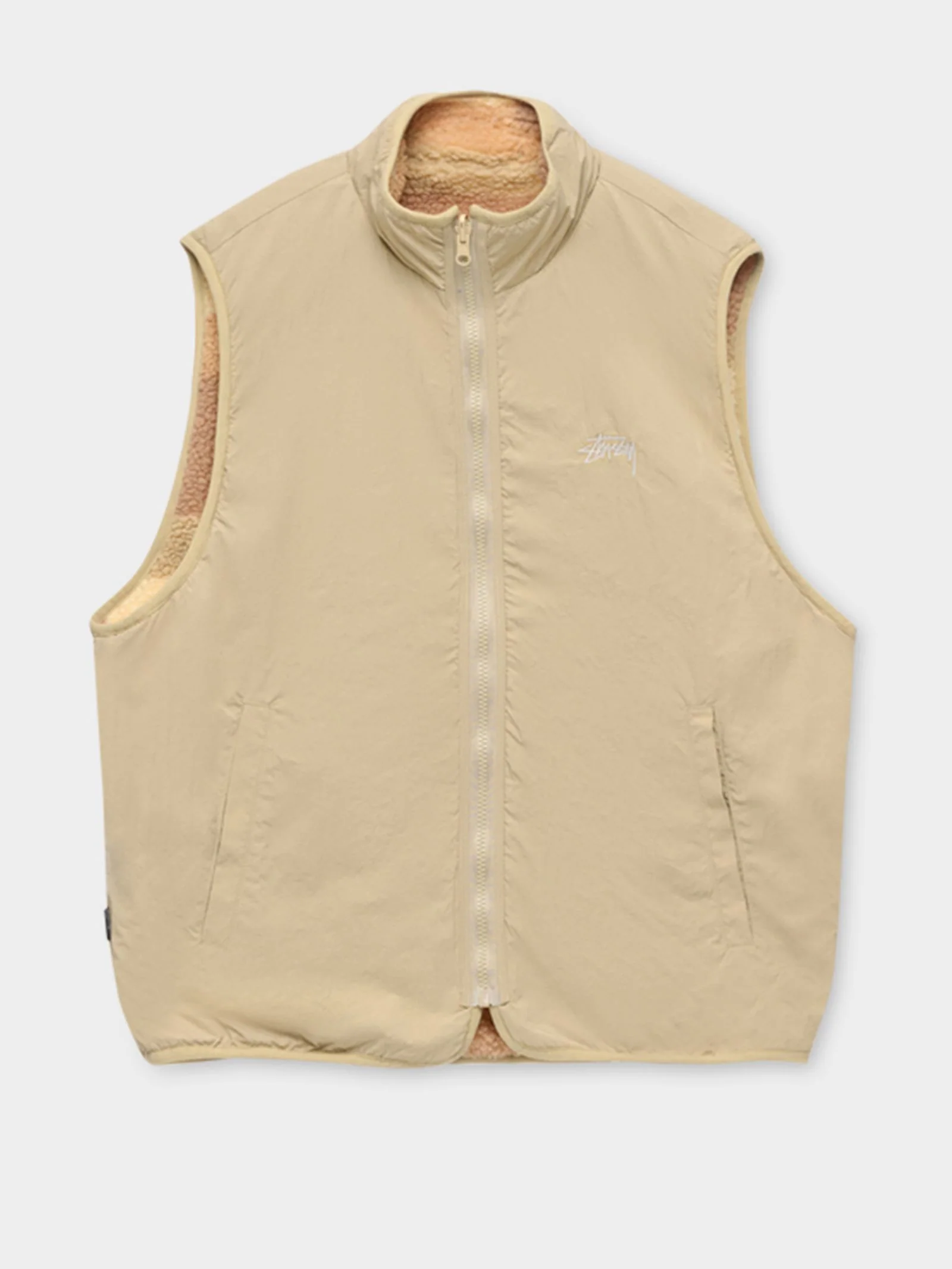 Reversible Square Jacquard Sherpa Vest - Image 2