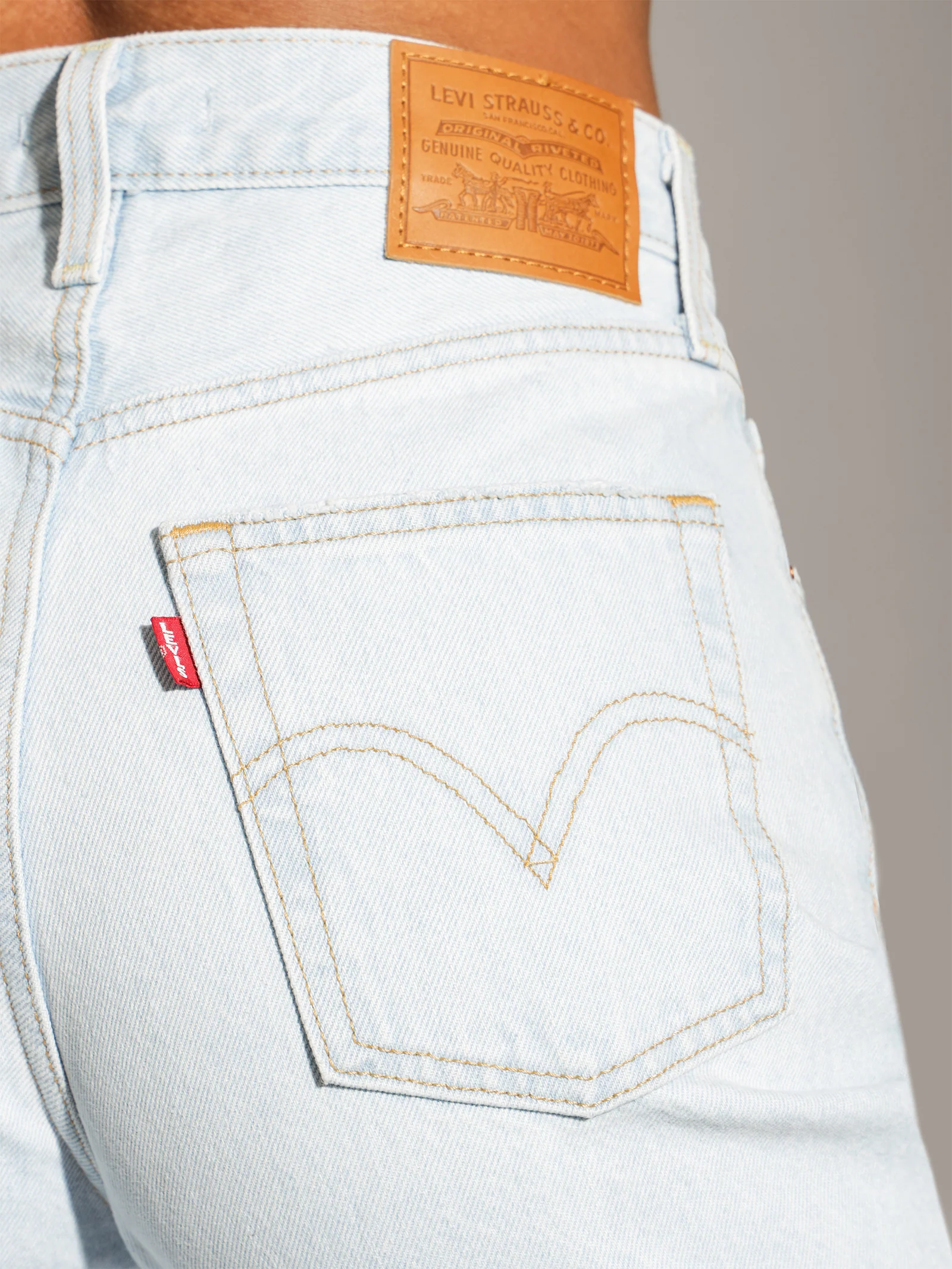 Ribcage Straight Ankle Jeans - Image 4