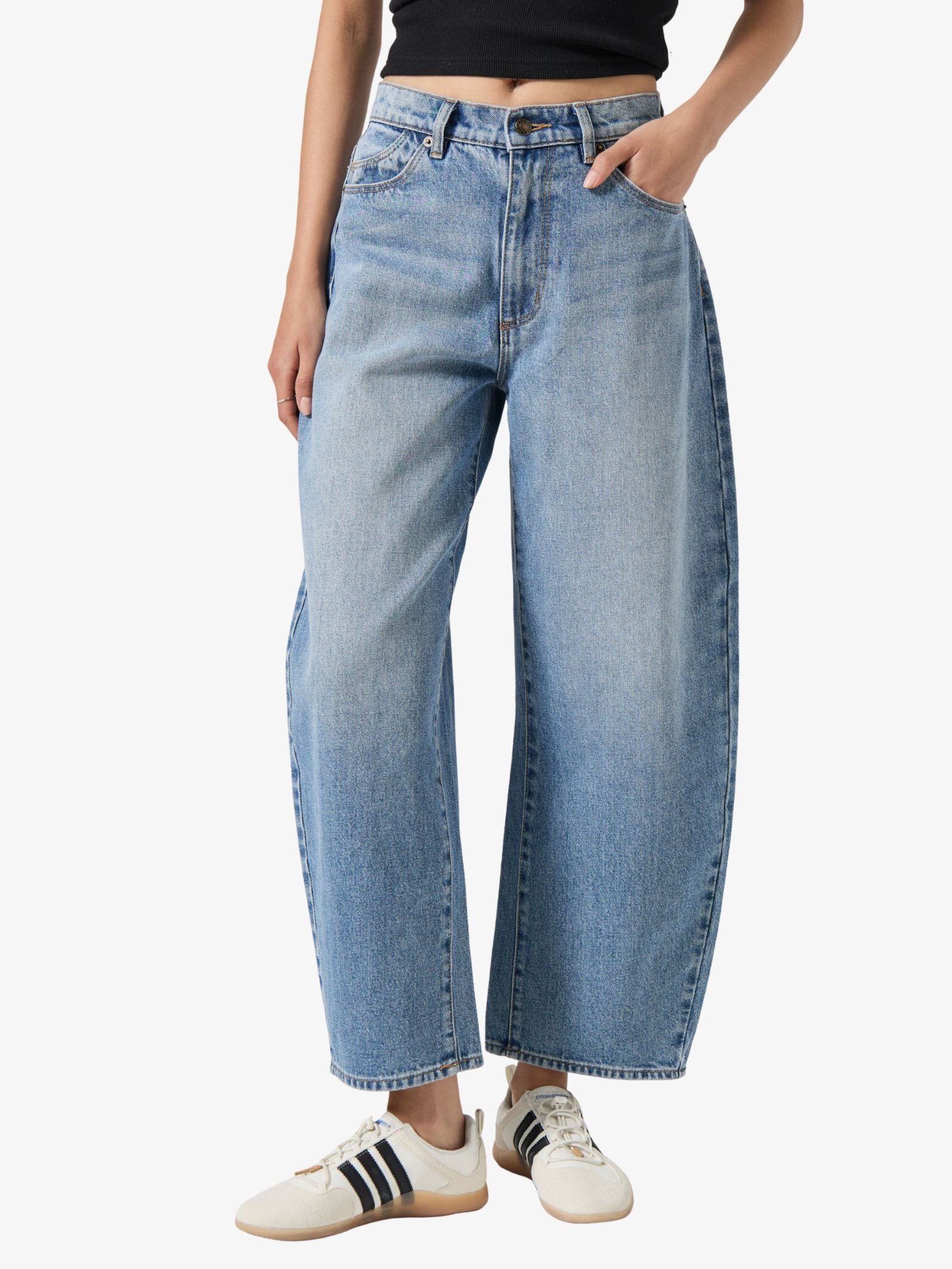 Gigi Barrel Jeans - Image 5