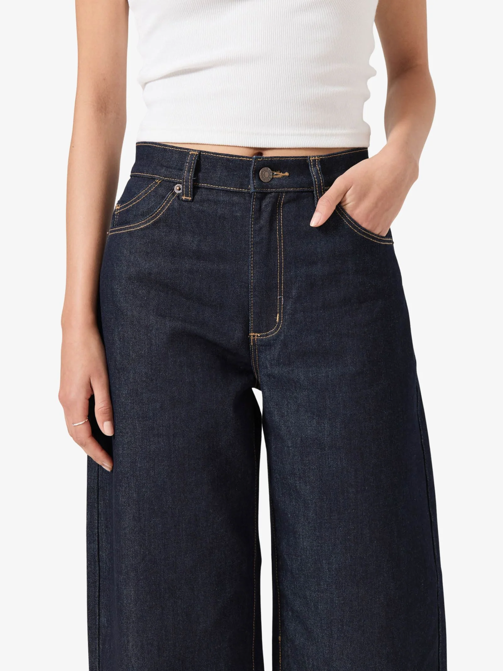 Gigi Barrel Jeans - Image 4