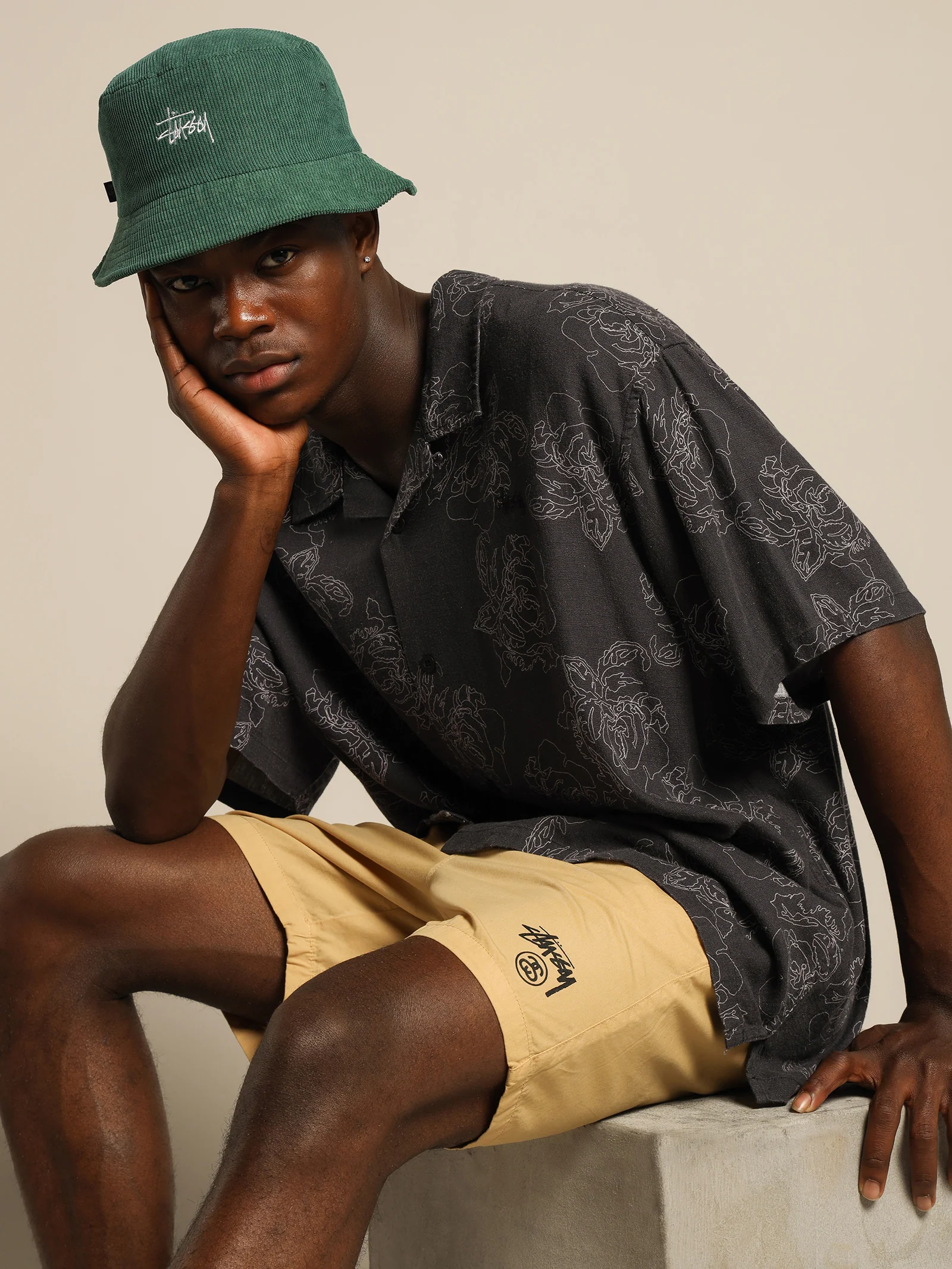 Roses Pattern Short Sleeve Shirt - Image 2