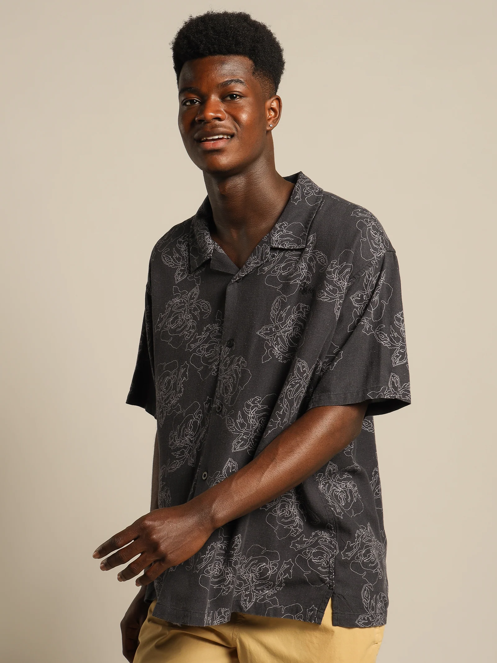 Roses Pattern Short Sleeve Shirt - Image 3