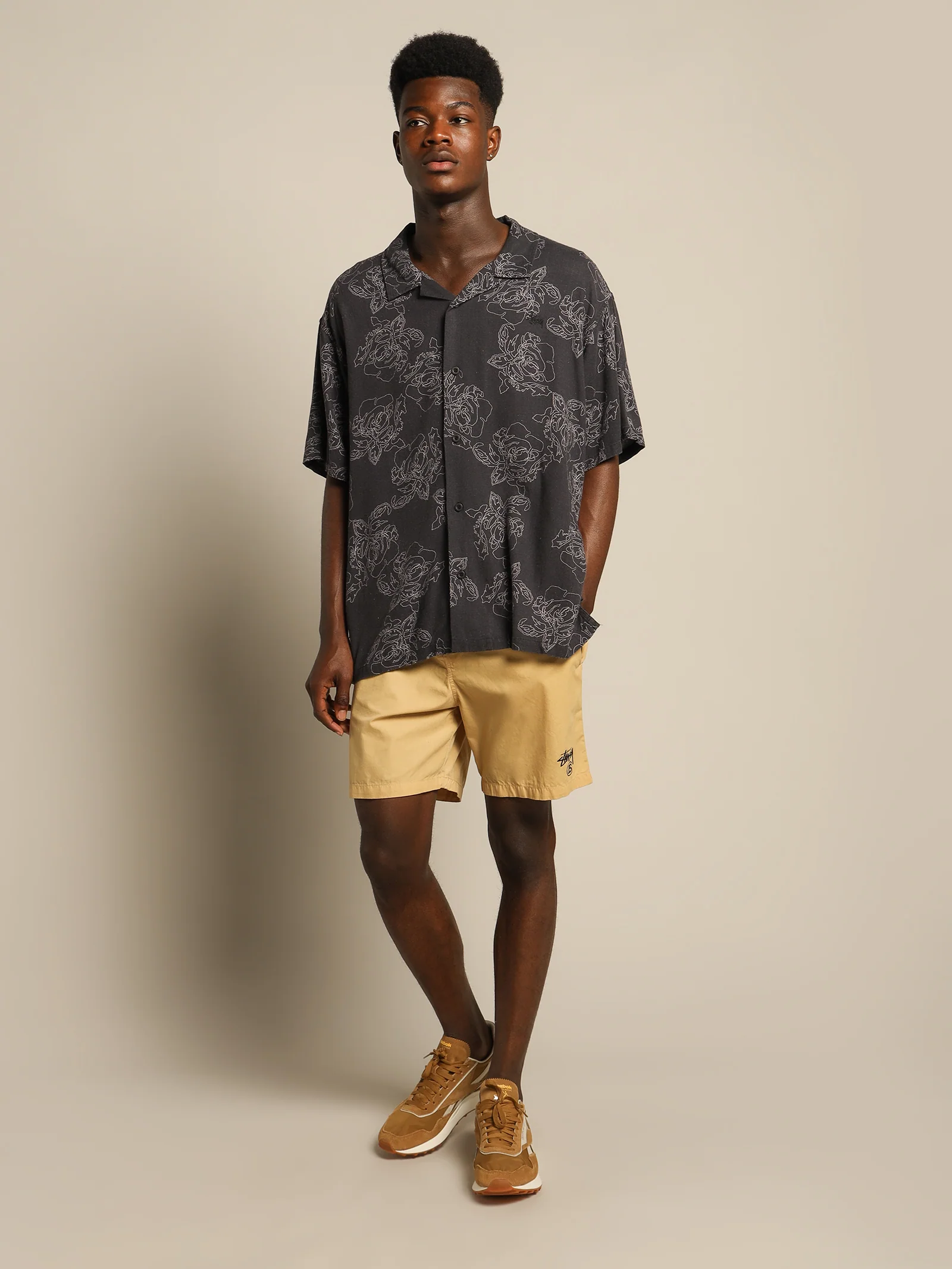 Roses Pattern Short Sleeve Shirt - Image 5