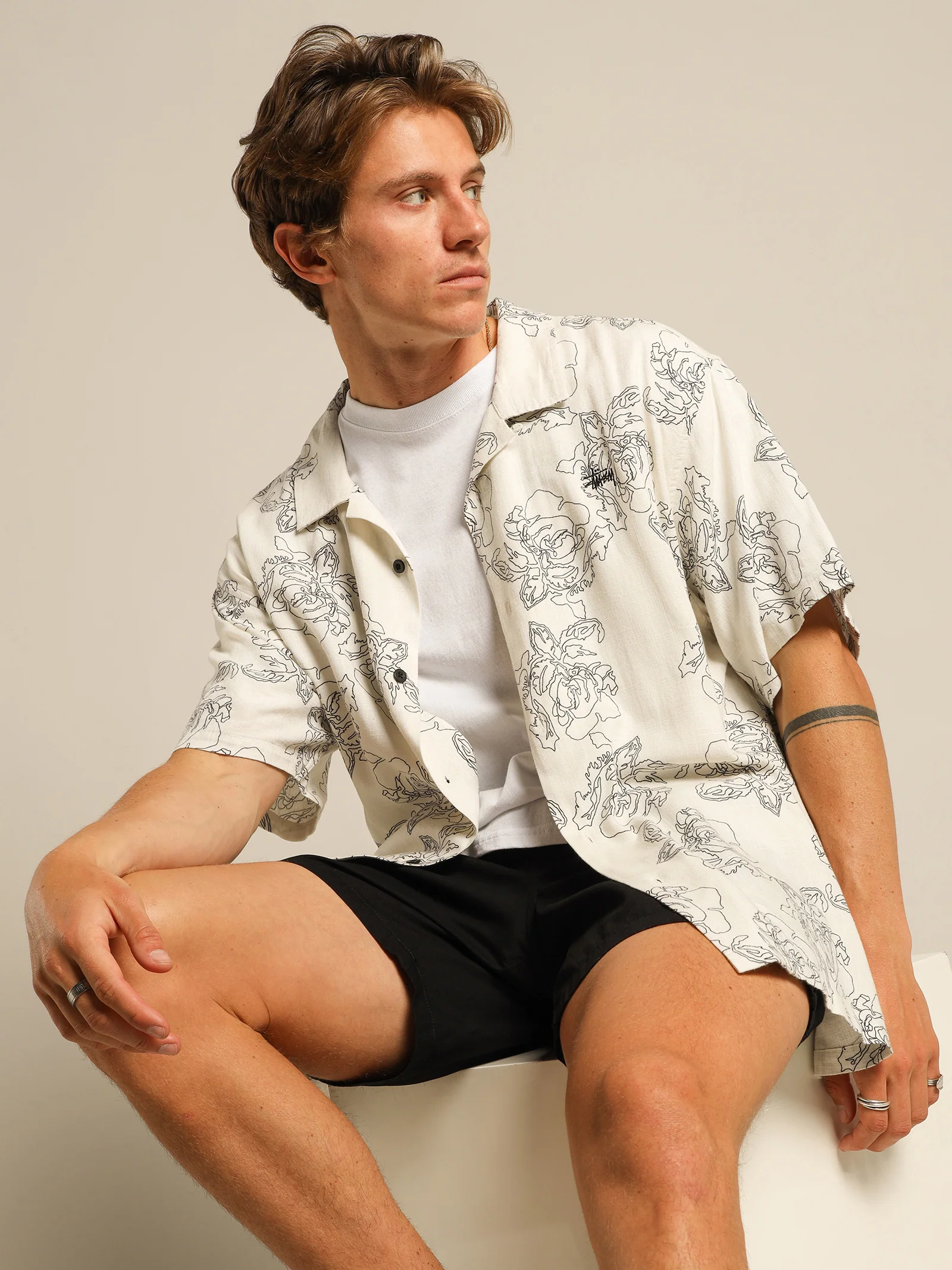 Roses Pattern Short Sleeve Shirt - Image 4