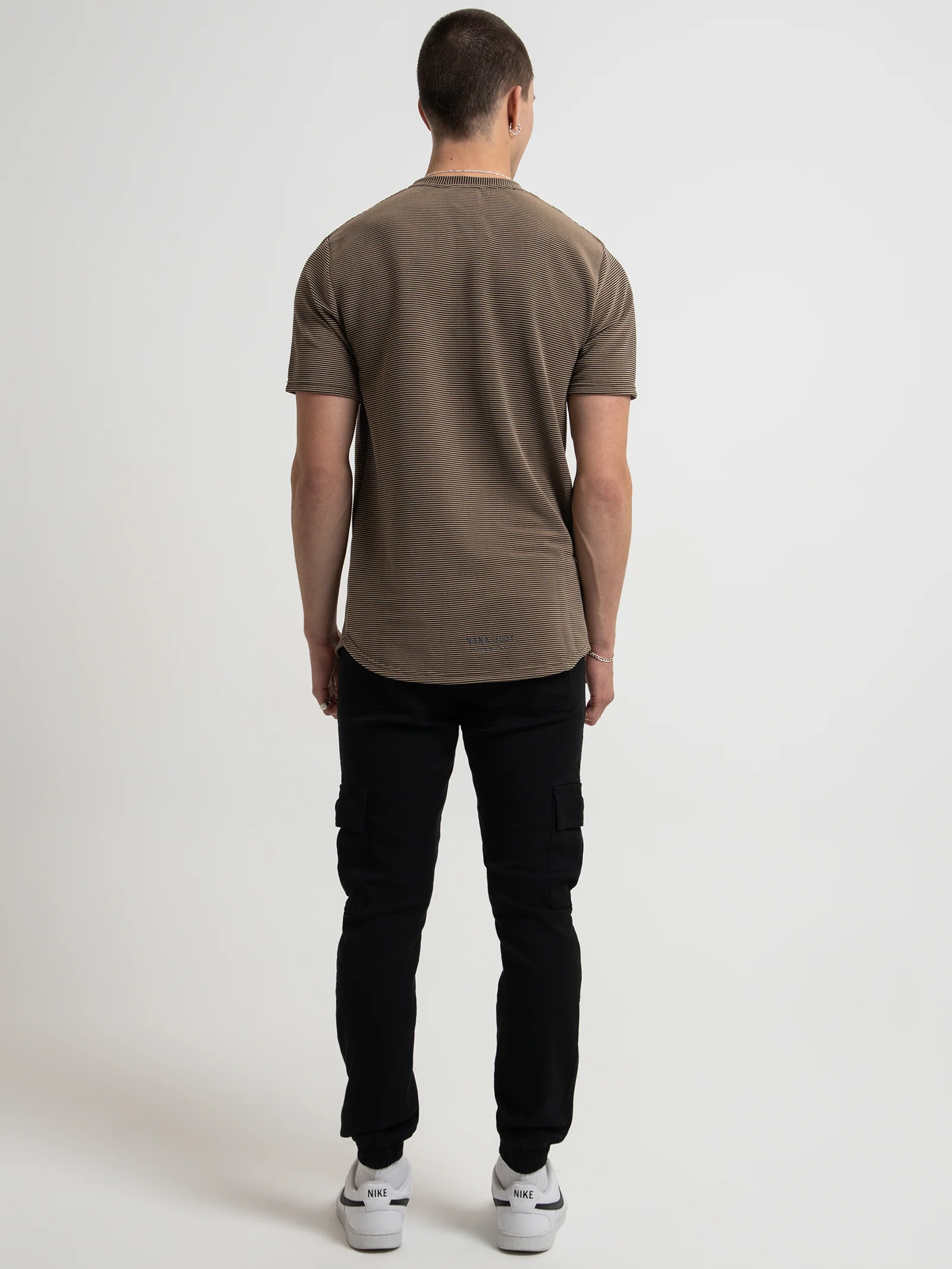 Roxford T-Shirt - Image 4