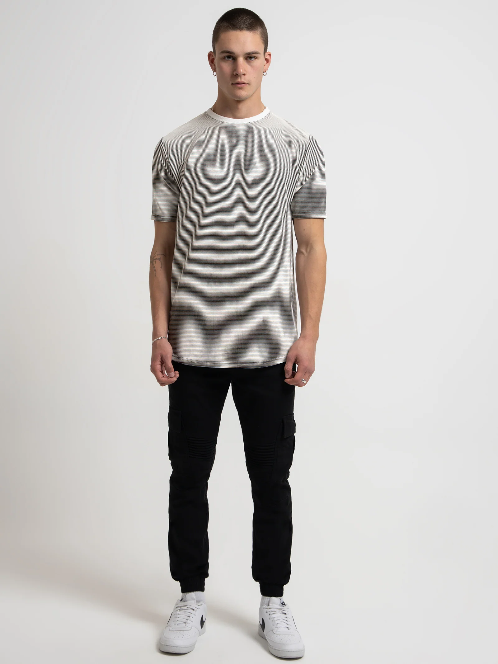 Roxford T-Shirt - Image 2