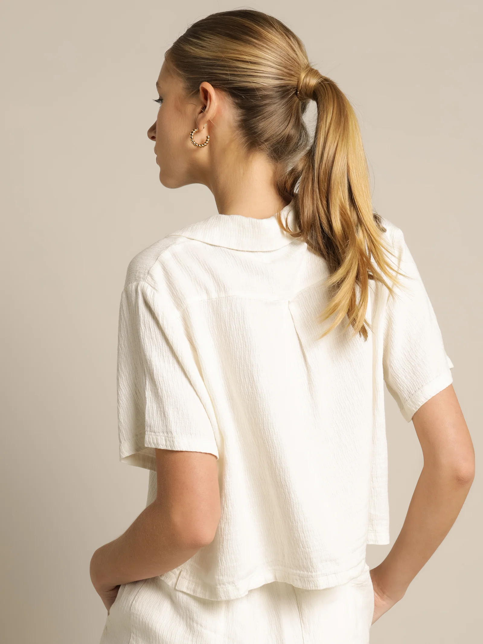 Rumi Crop Shirt - Image 6