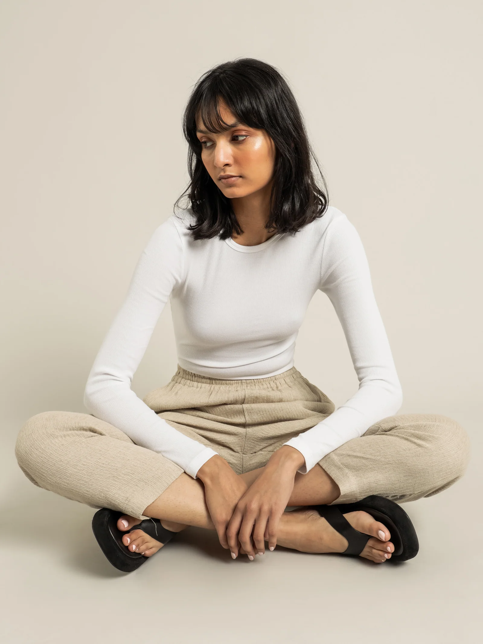 Rumi Linen Pants - Image 4