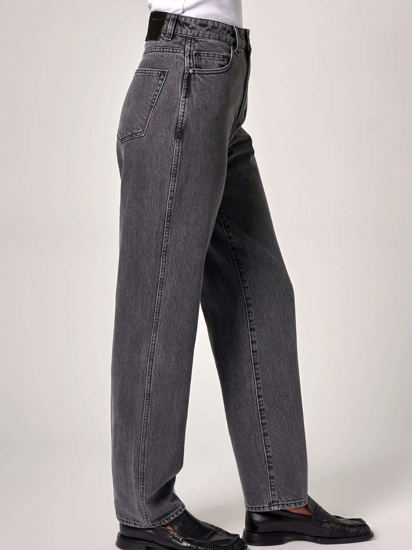 Sade Baggy Jeans - Image 2