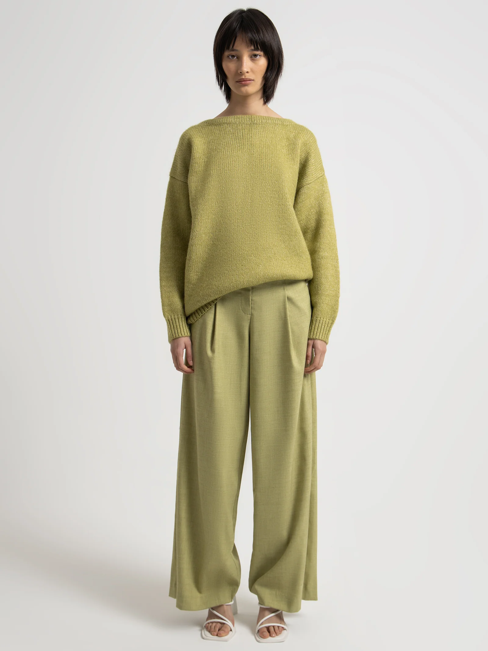 Sare Slouch Sweater - Image 4