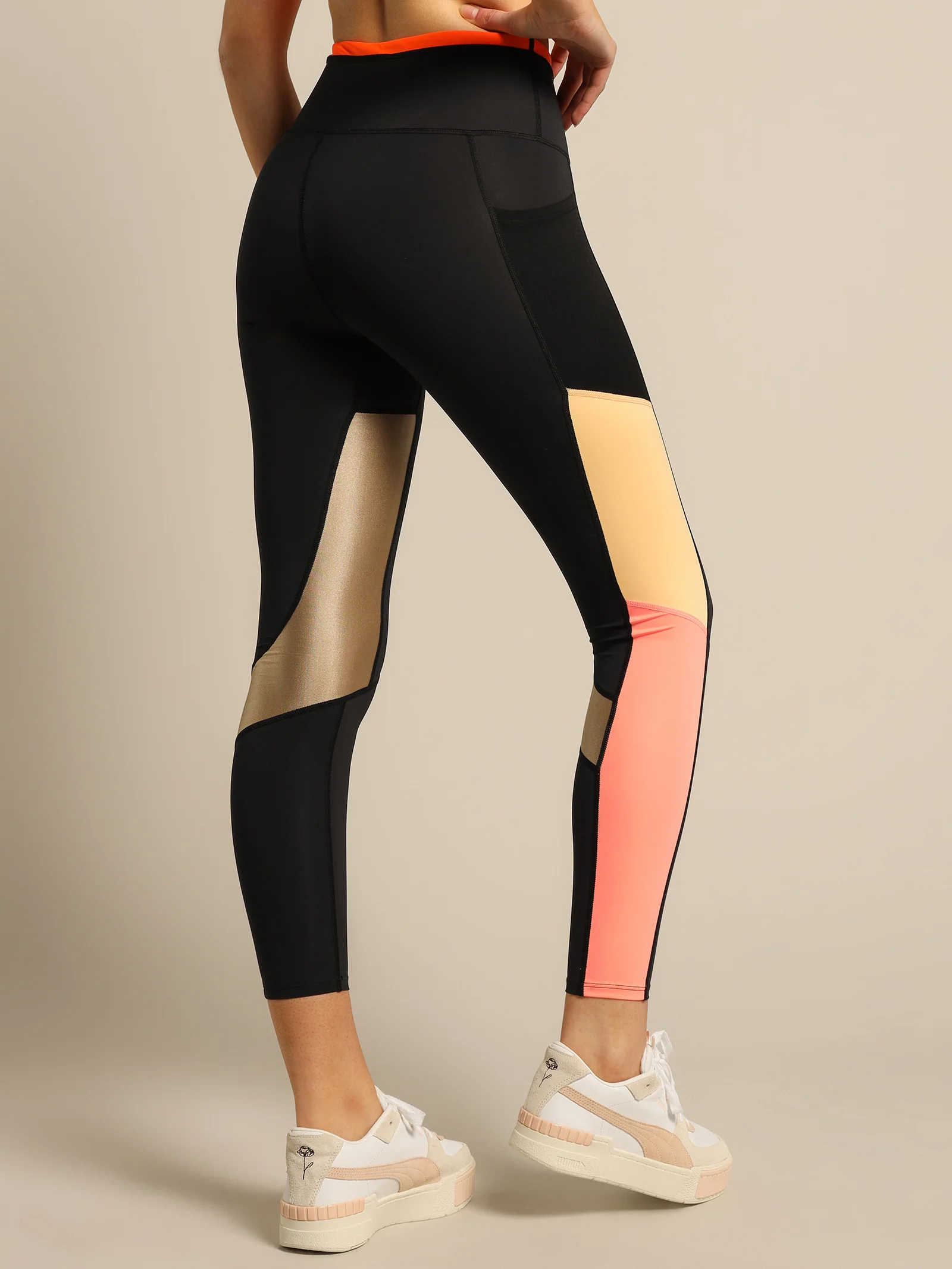 Scoreboard Leggings - Image 6